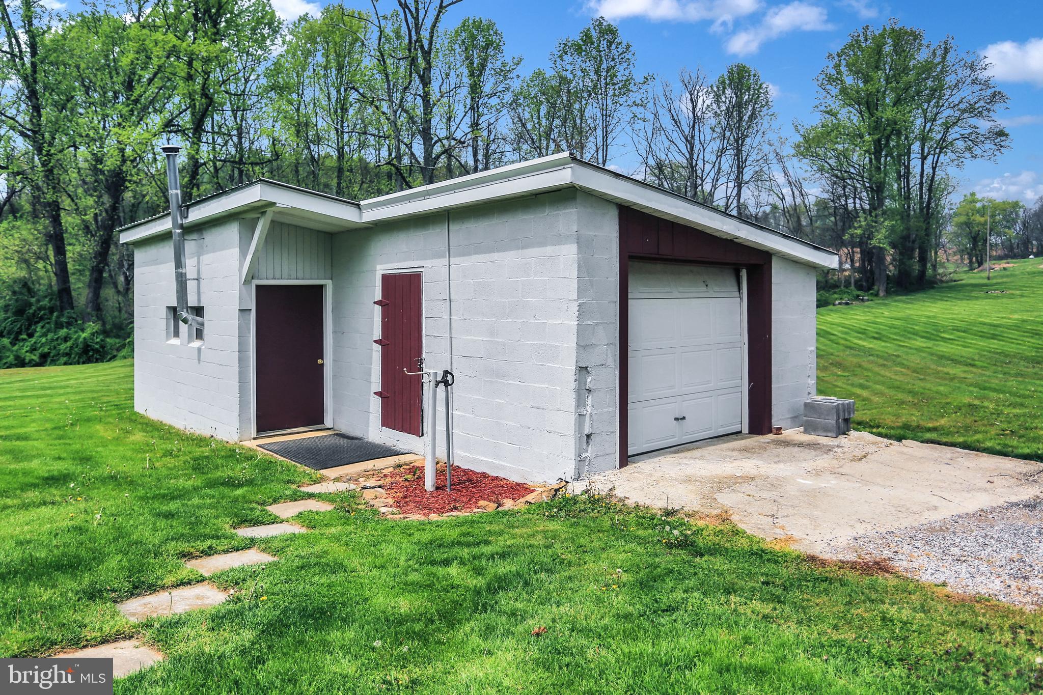 CROWN POINTE VISTAS - Residential