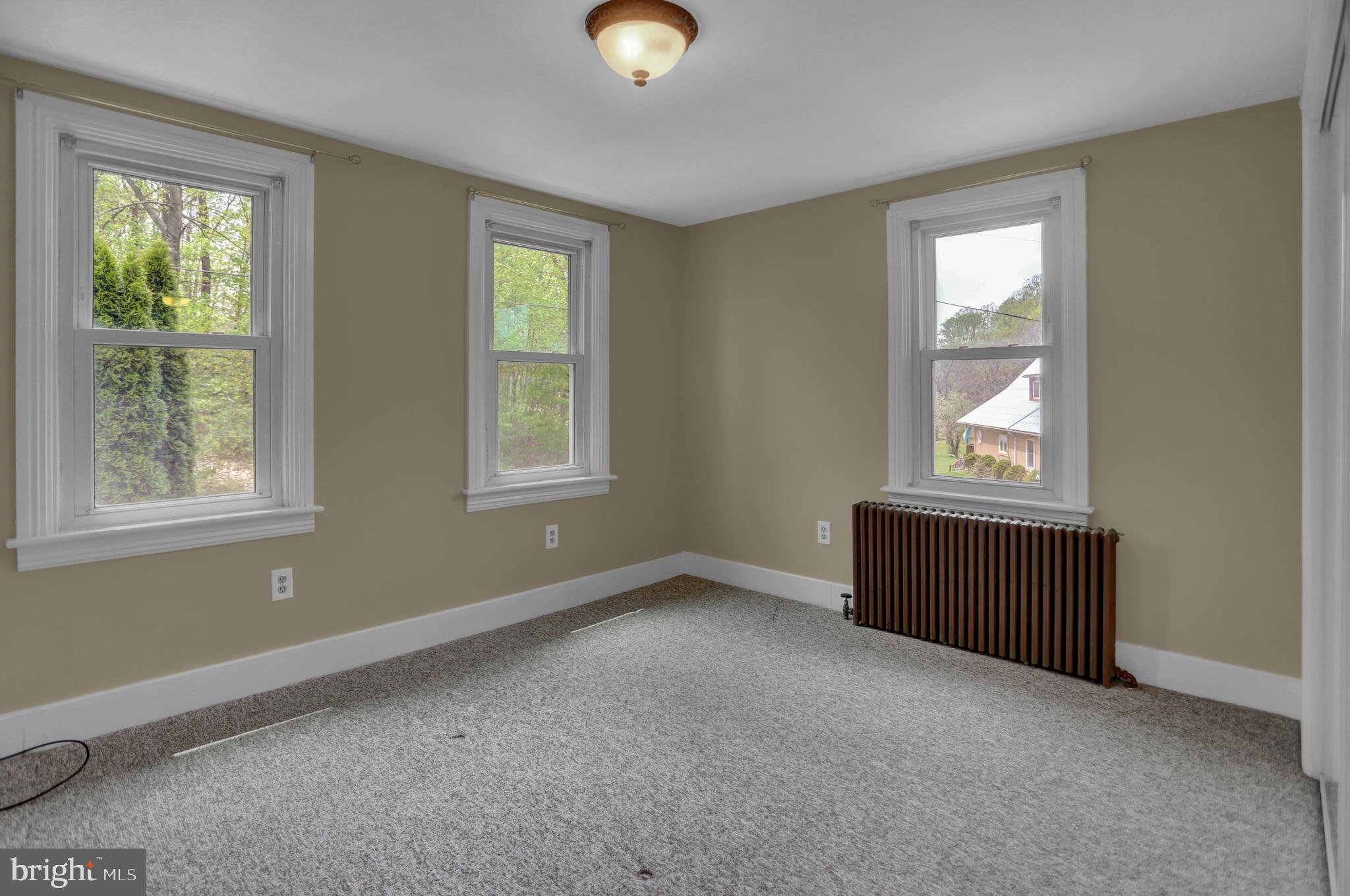 CROWN POINTE VISTAS - Residential