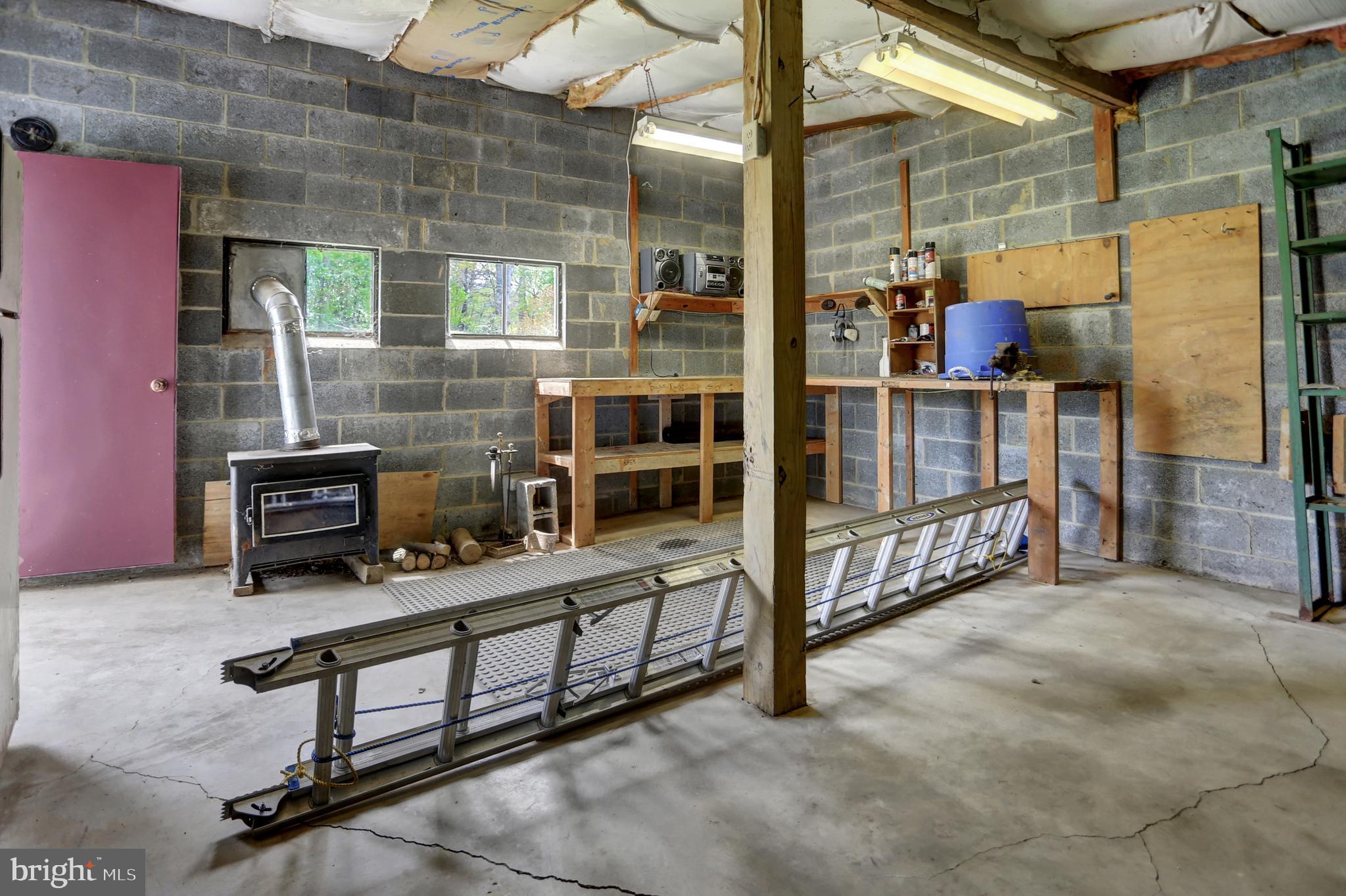 CROWN POINTE VISTAS - Residential