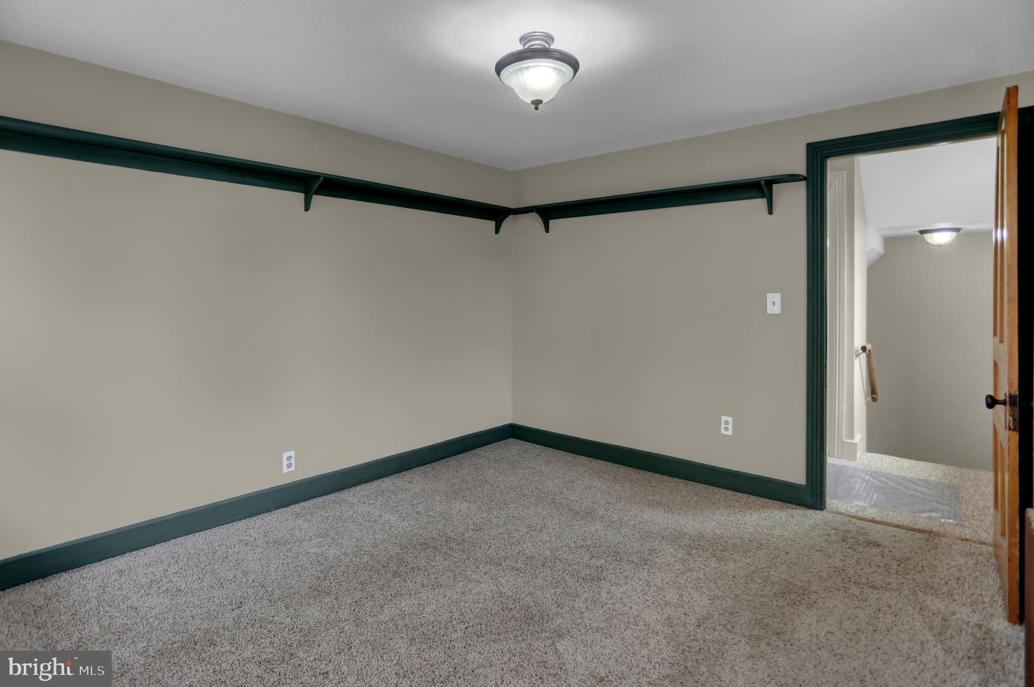 CROWN POINTE VISTAS - Residential