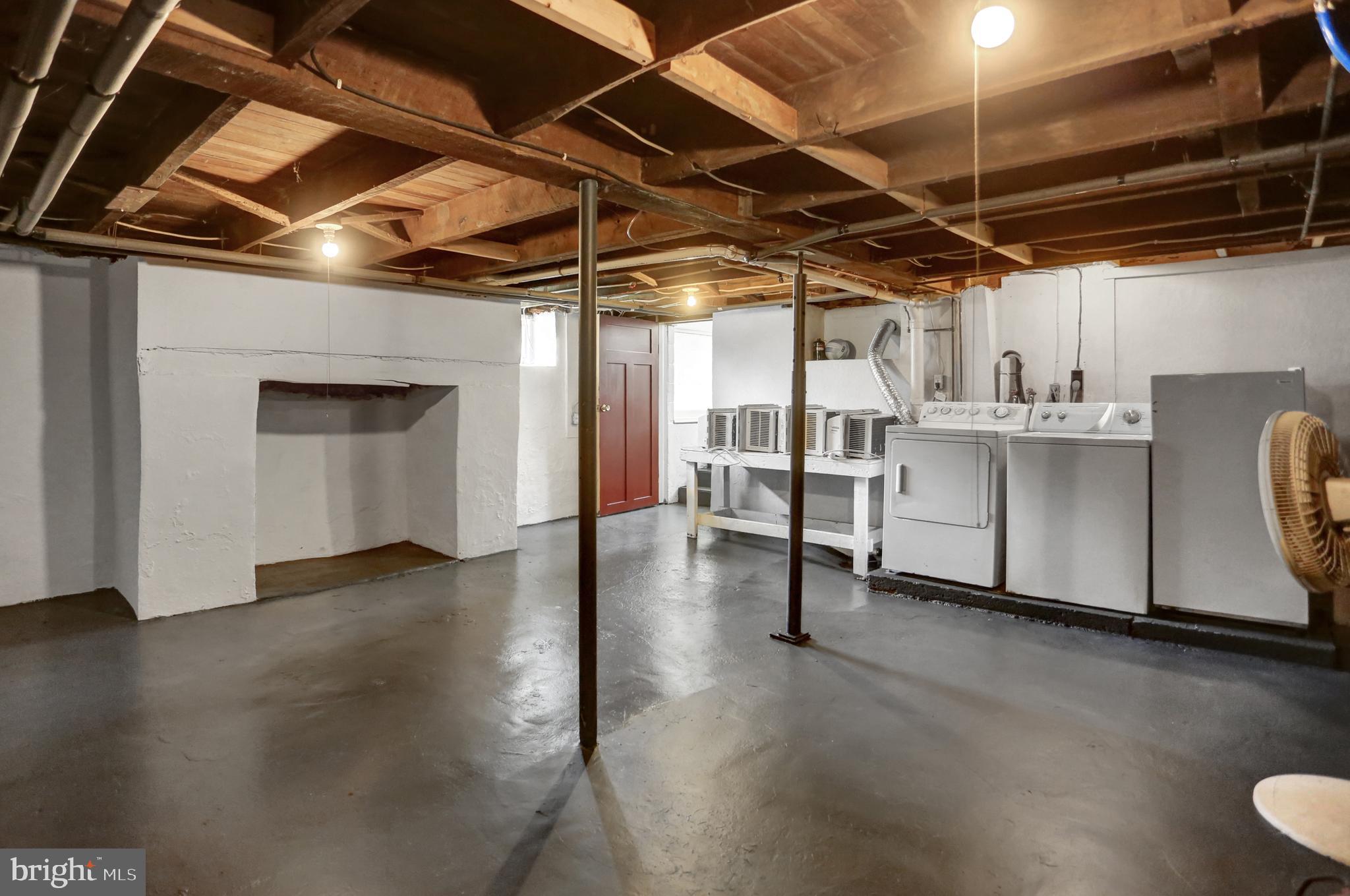 CROWN POINTE VISTAS - Residential