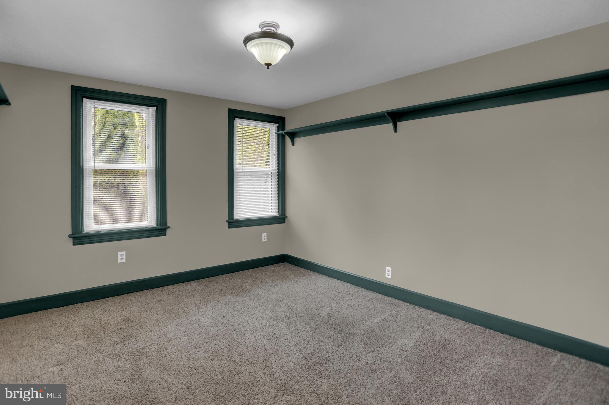 CROWN POINTE VISTAS - Residential