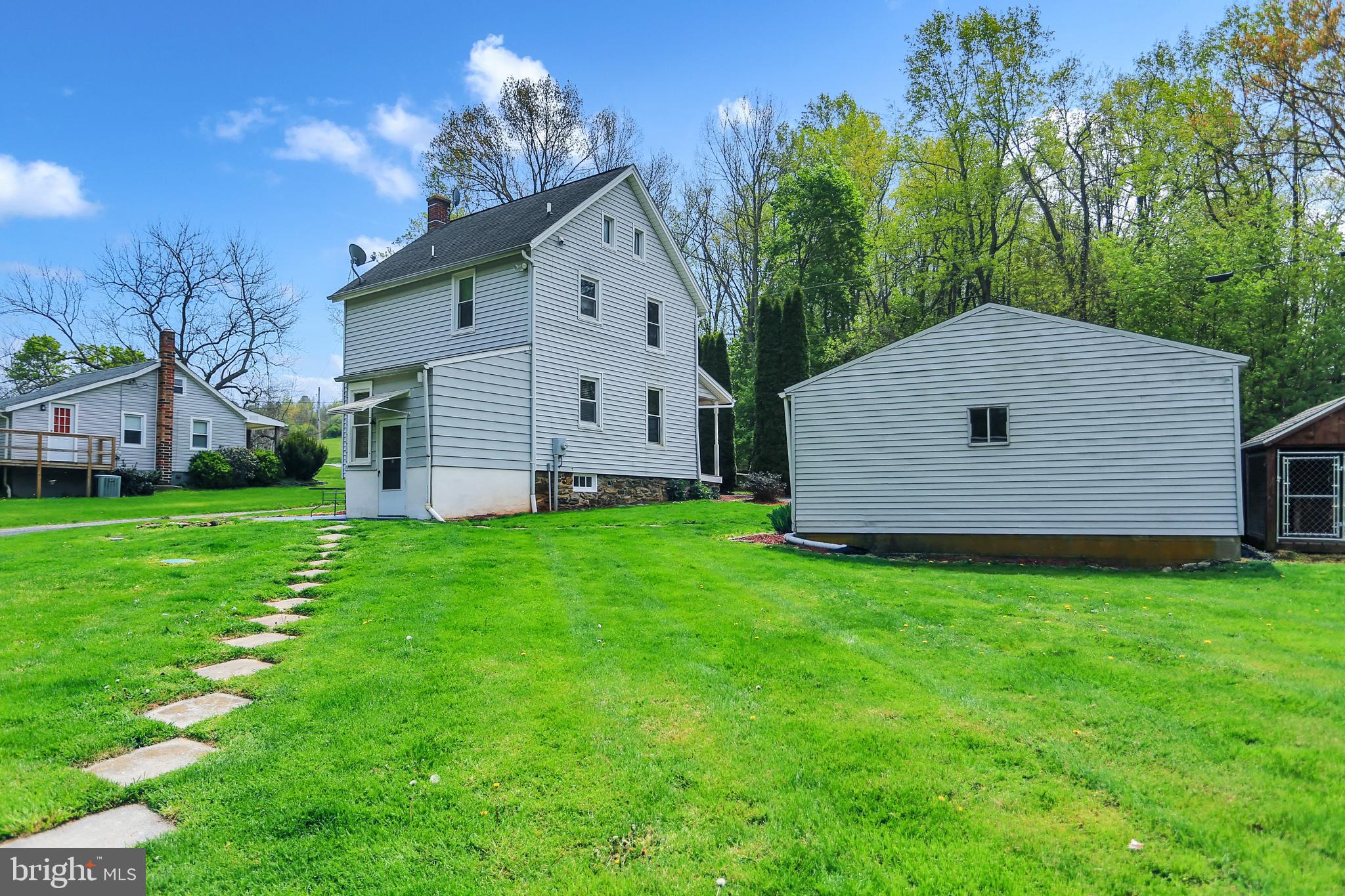 CROWN POINTE VISTAS - Residential