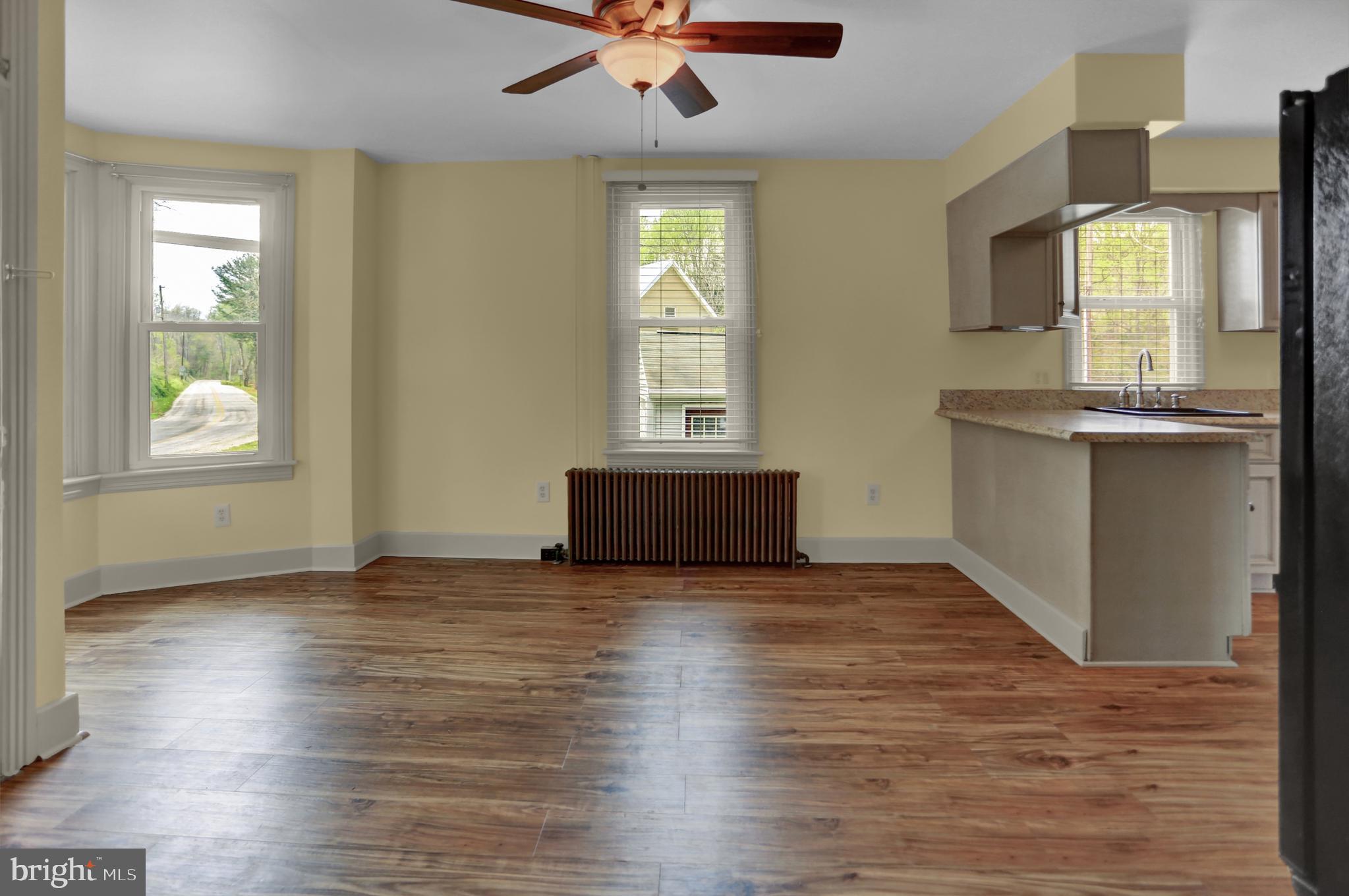 CROWN POINTE VISTAS - Residential