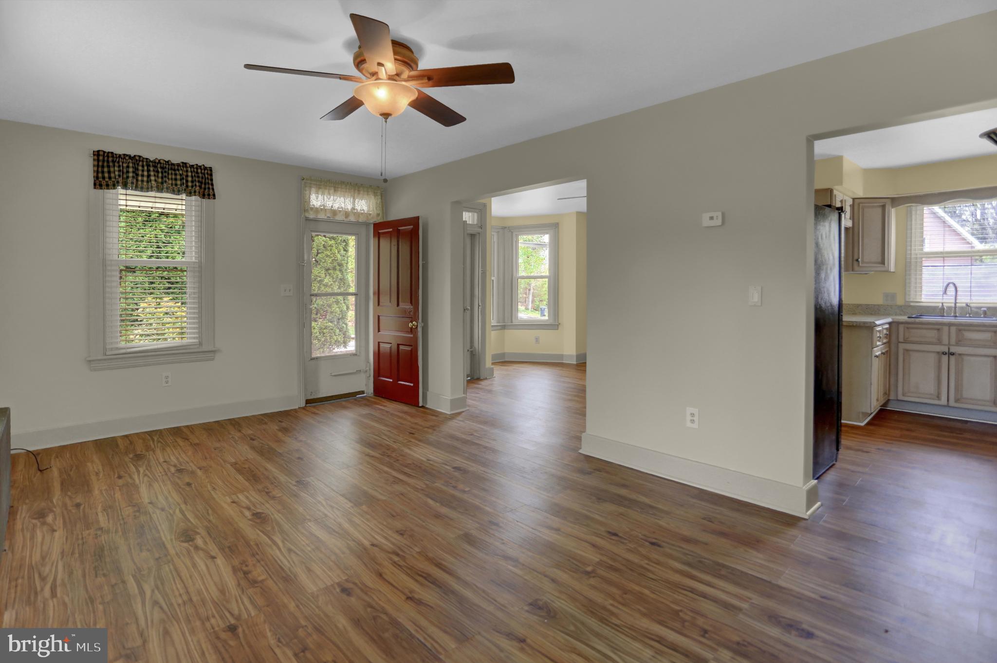 CROWN POINTE VISTAS - Residential