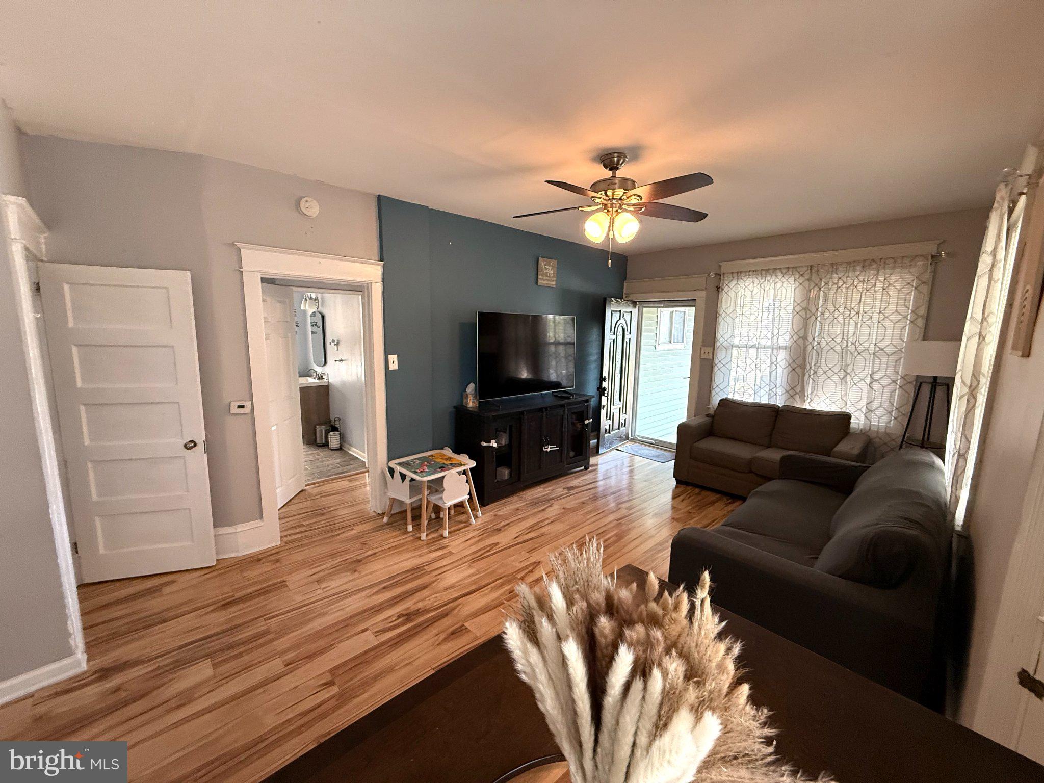 1731 W RIVER DRIVE