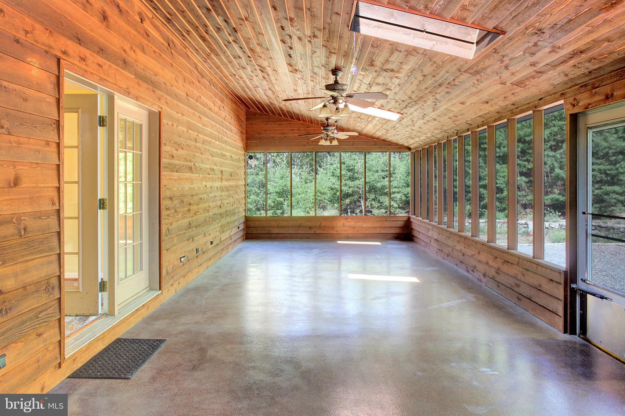 MORGANS RIDGE - Residential