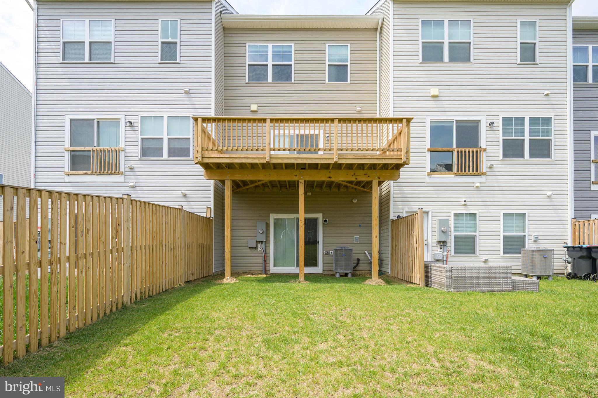 215 BARRISTER STREET