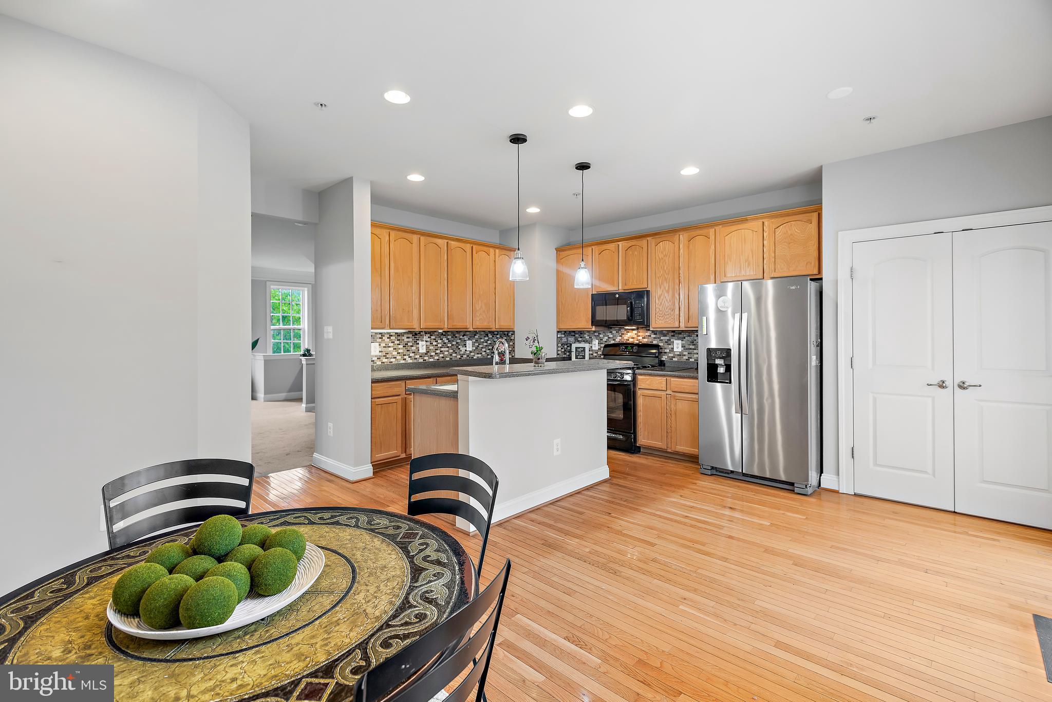 HIDDEN CREEK - Residential