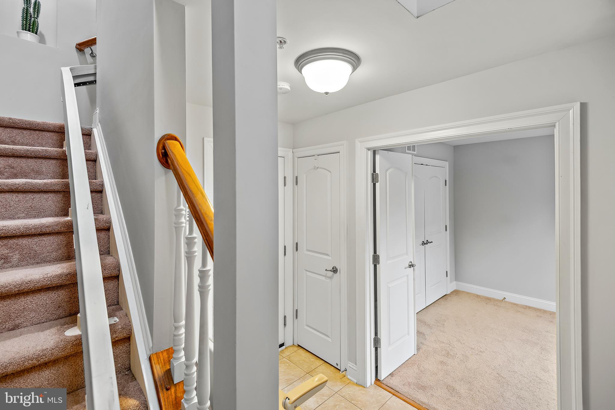 HIDDEN CREEK - Residential