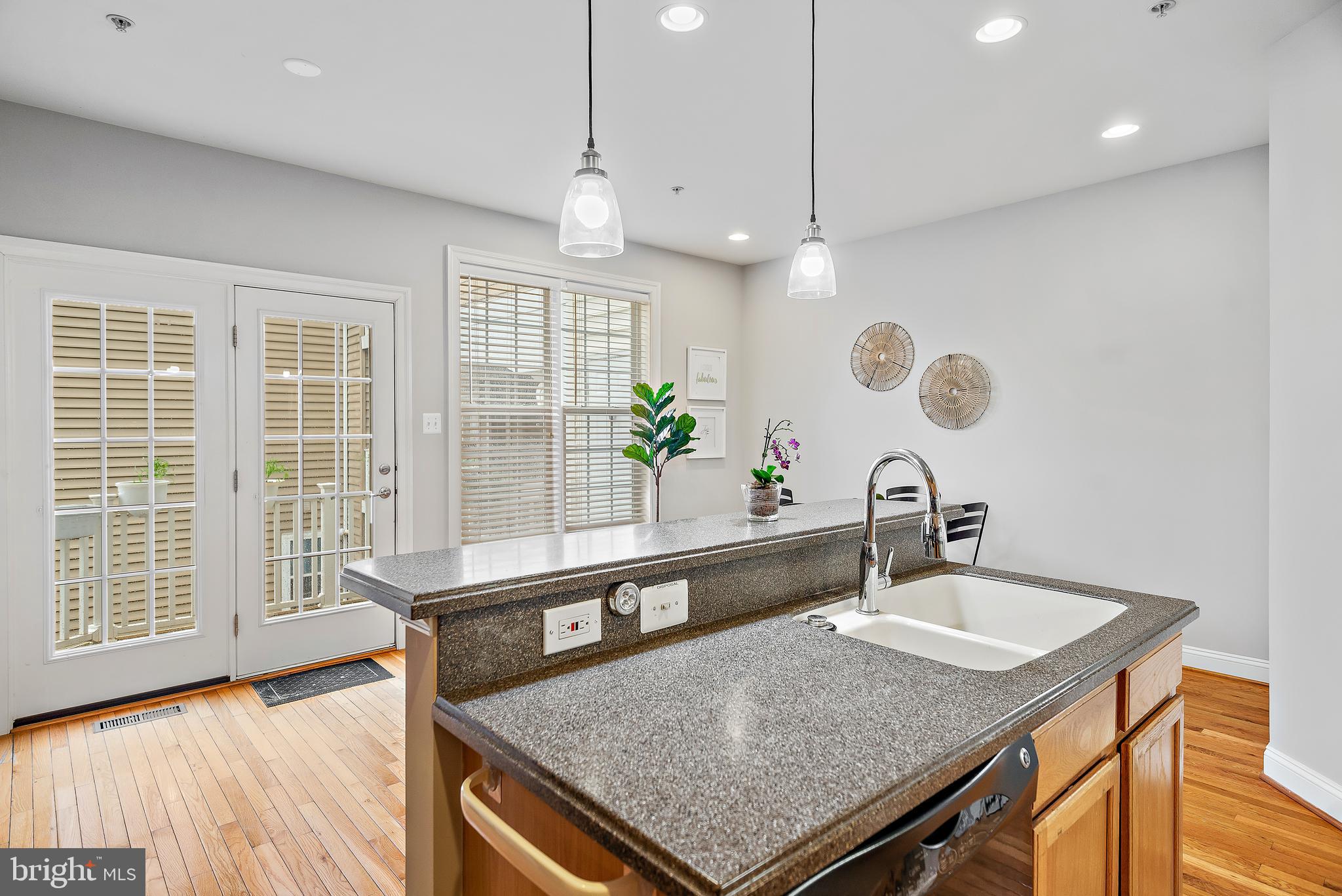 HIDDEN CREEK - Residential