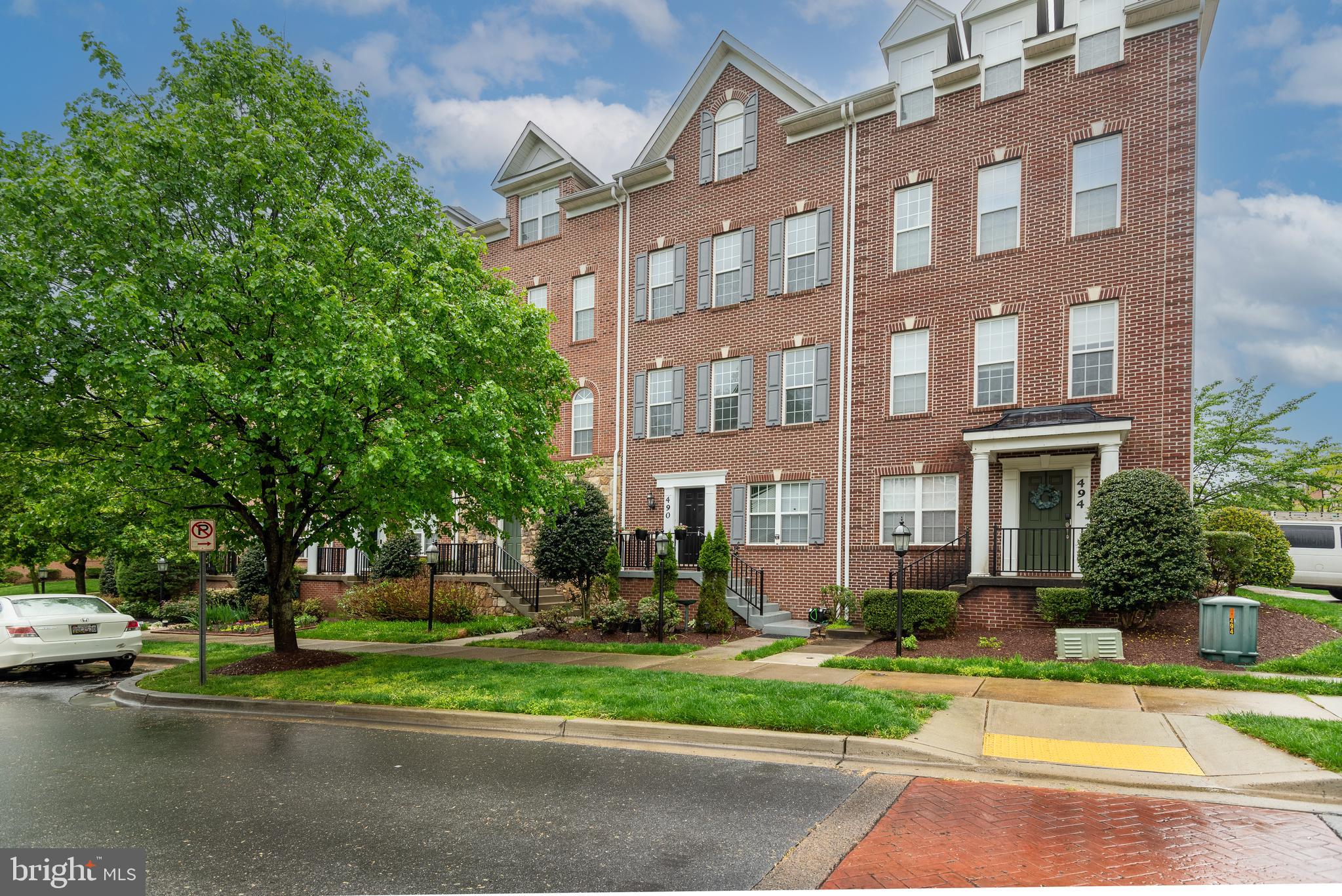 HIDDEN CREEK - Residential