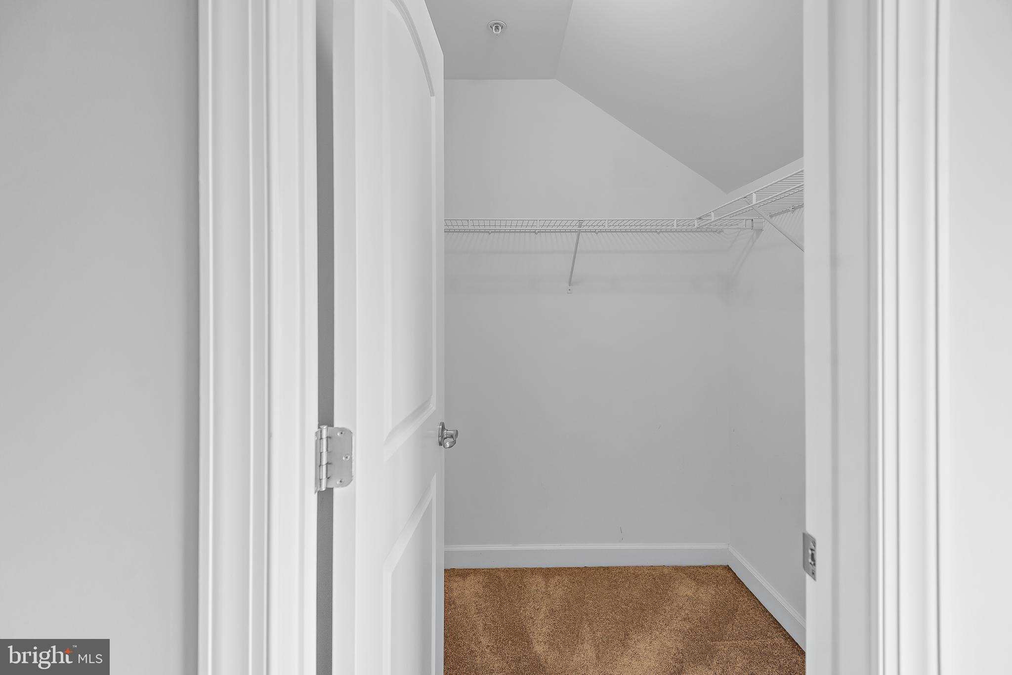 HIDDEN CREEK - Residential