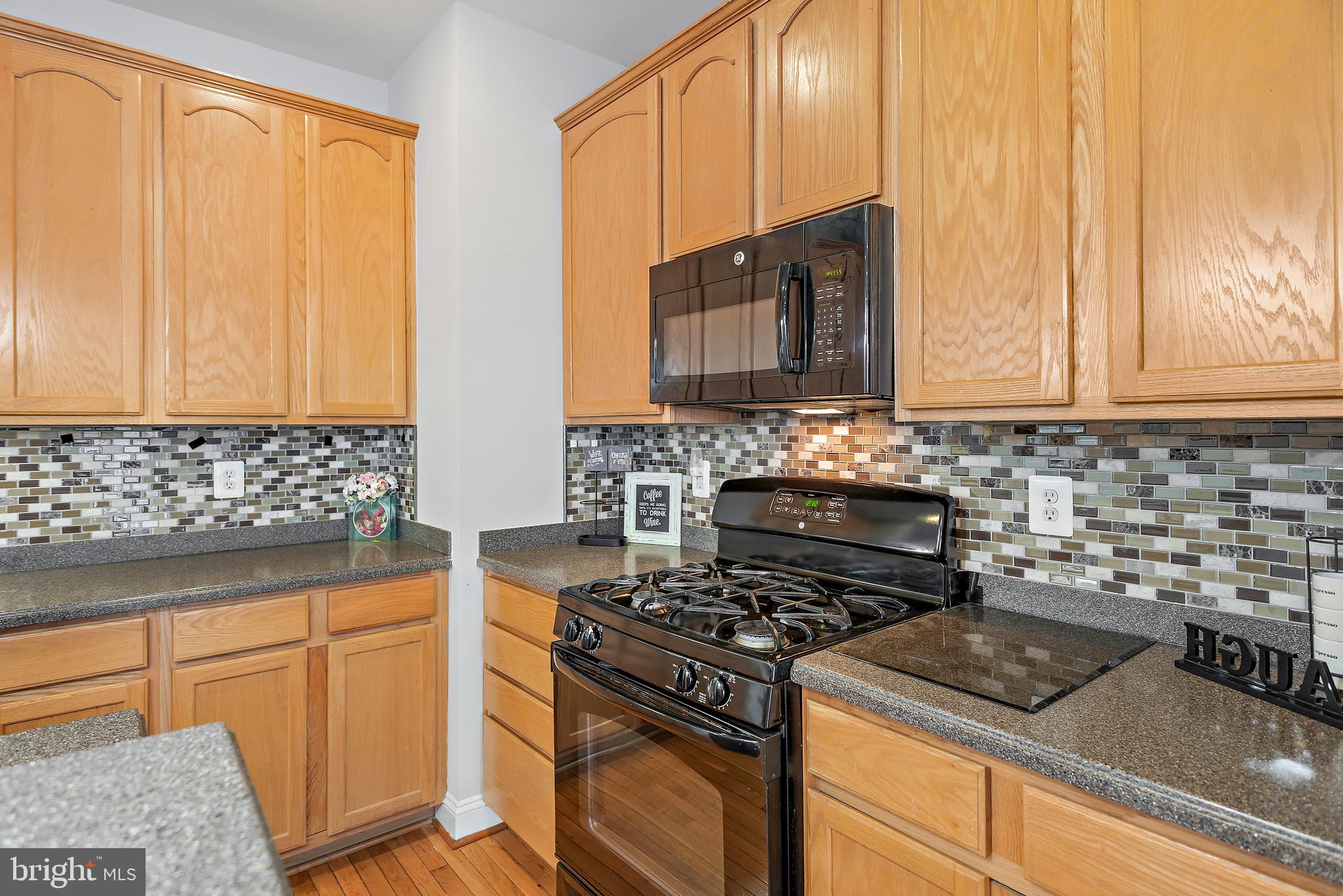 HIDDEN CREEK - Residential