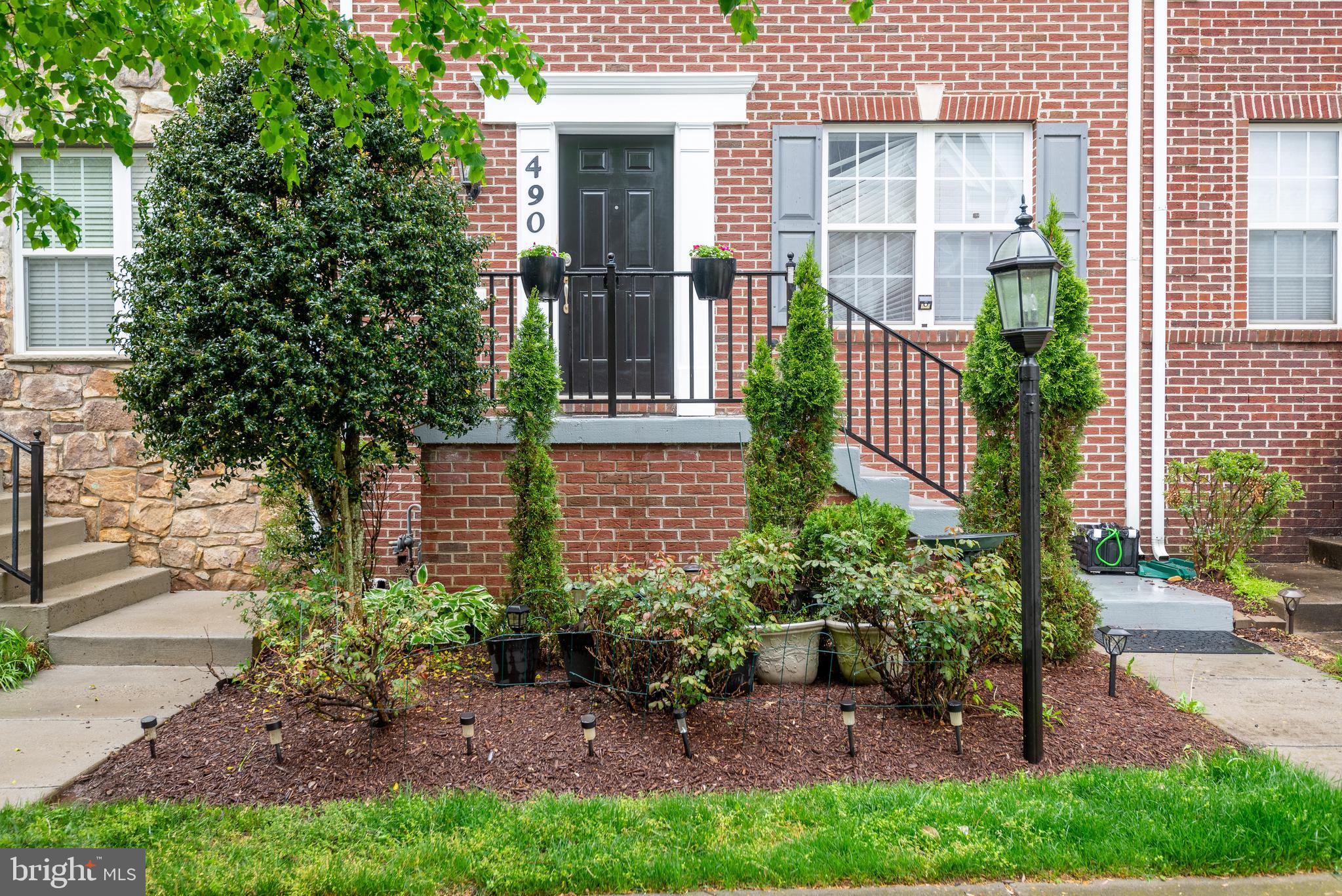 HIDDEN CREEK - Residential