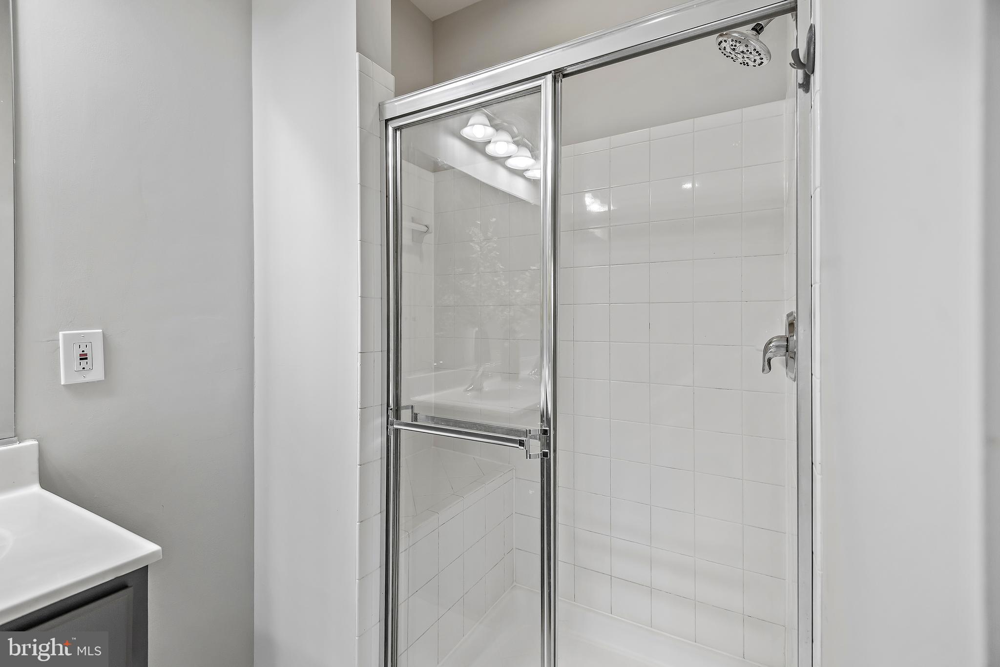 HIDDEN CREEK - Residential