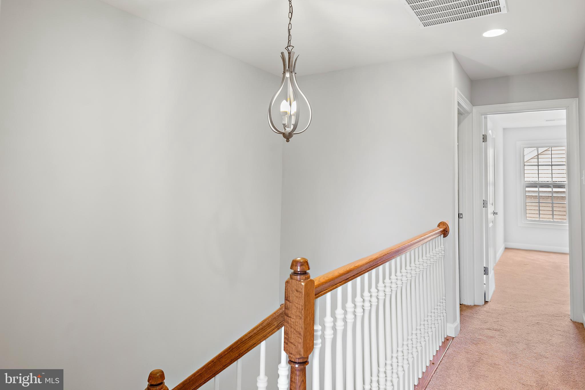 HIDDEN CREEK - Residential