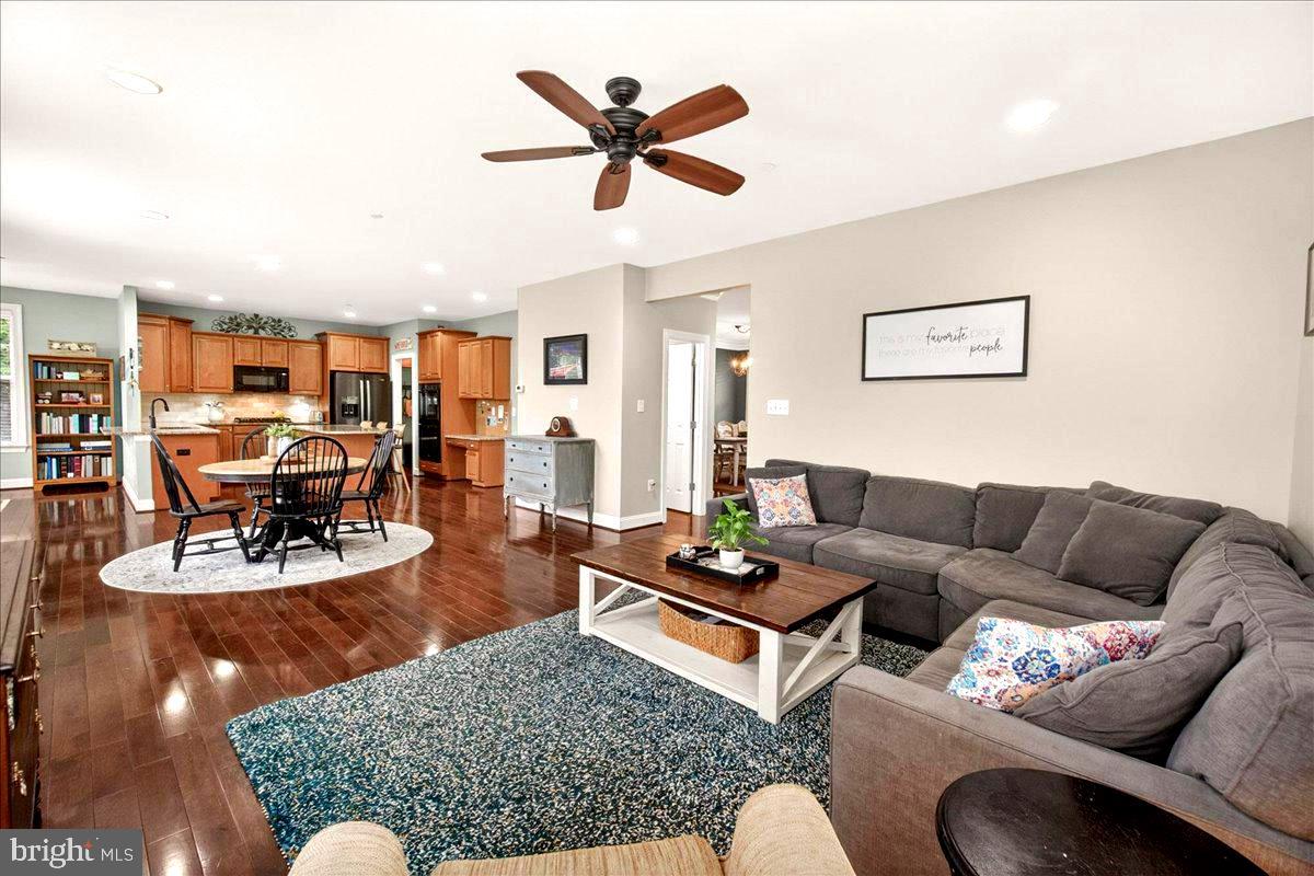 BRIGHTWELL CROSSING - Residential