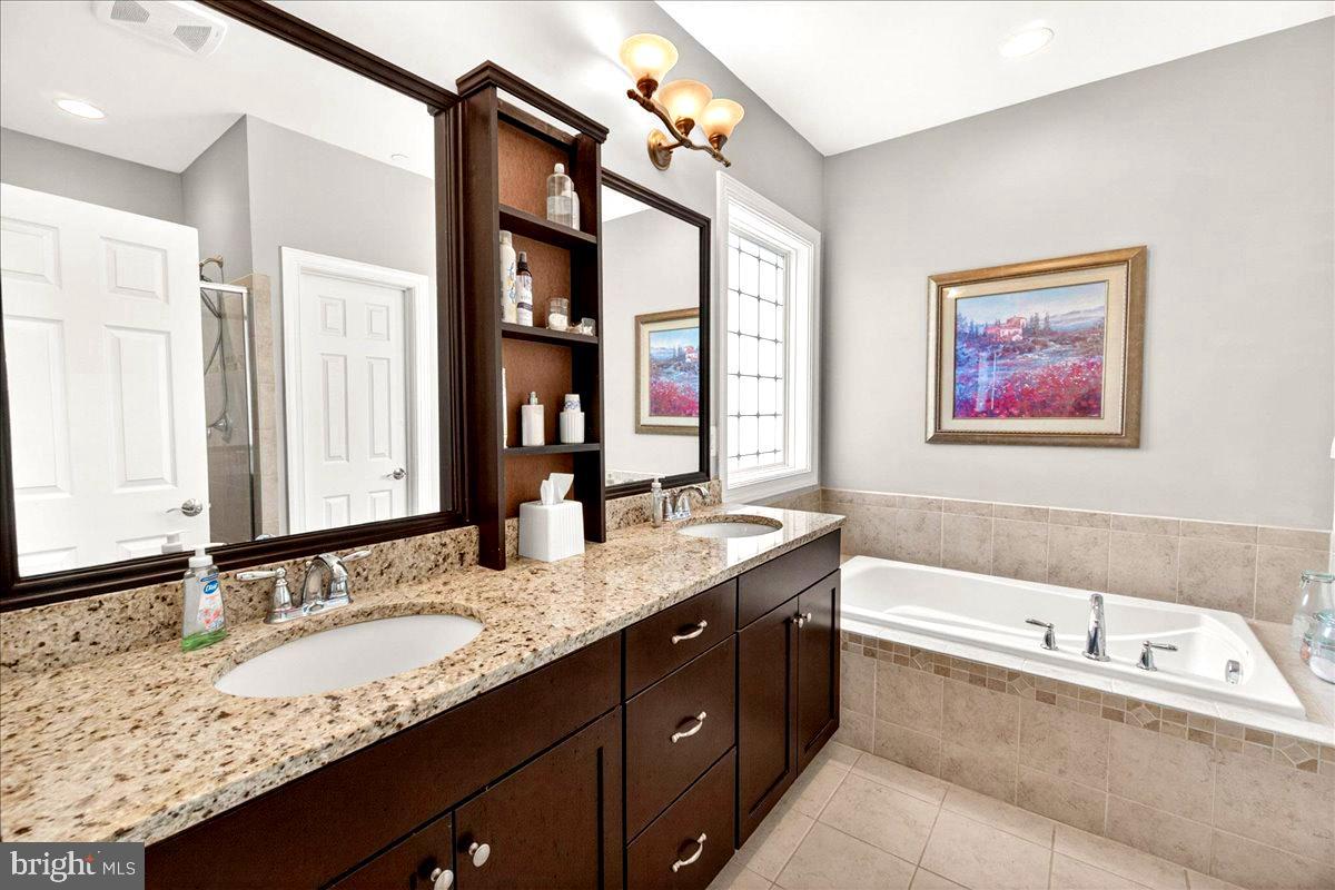 BRIGHTWELL CROSSING - Residential