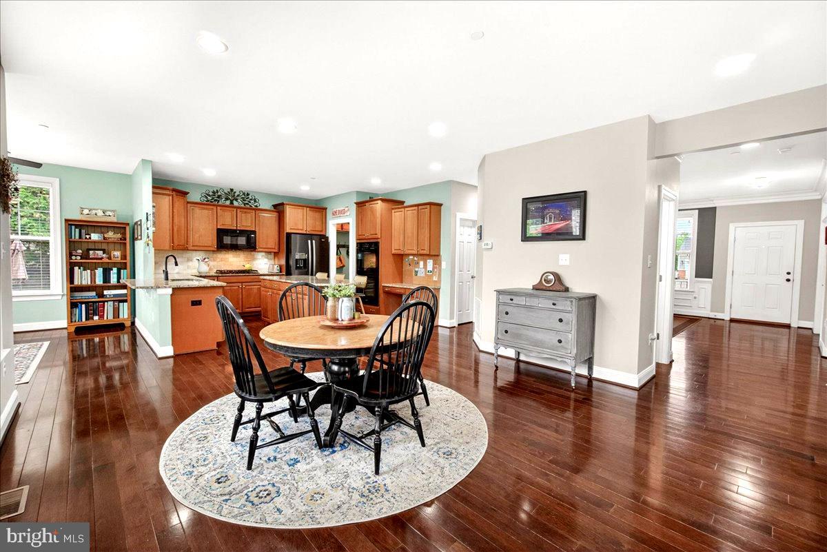BRIGHTWELL CROSSING - Residential