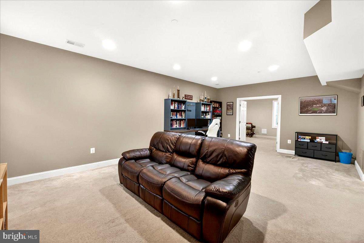 BRIGHTWELL CROSSING - Residential