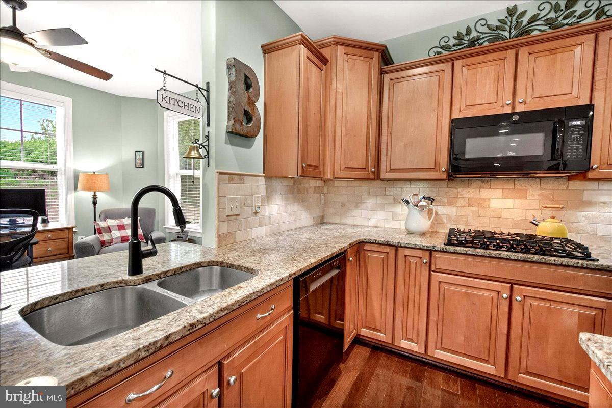 BRIGHTWELL CROSSING - Residential