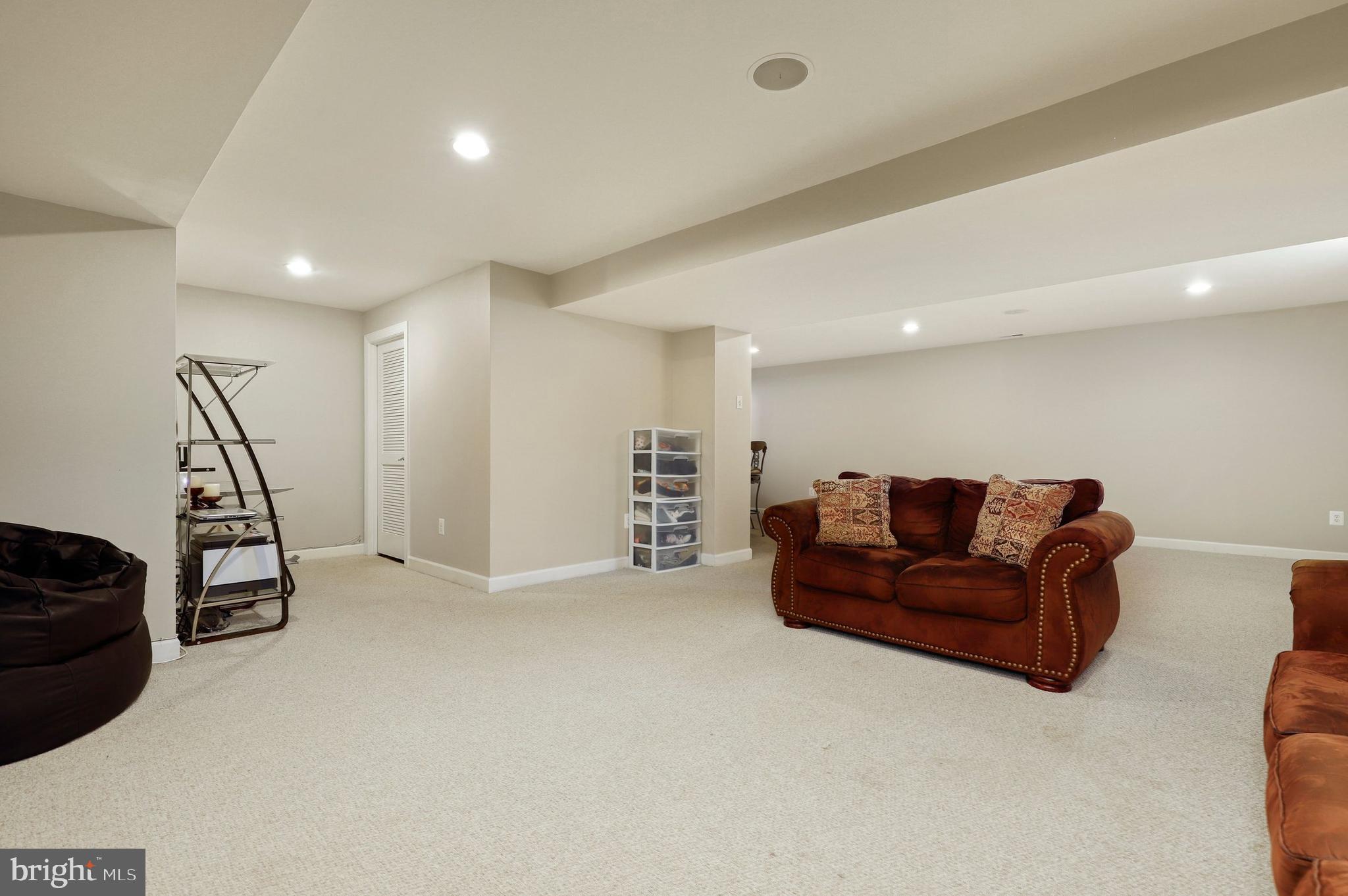 HAMPTONS OF BRIGHTWOOD - Residential