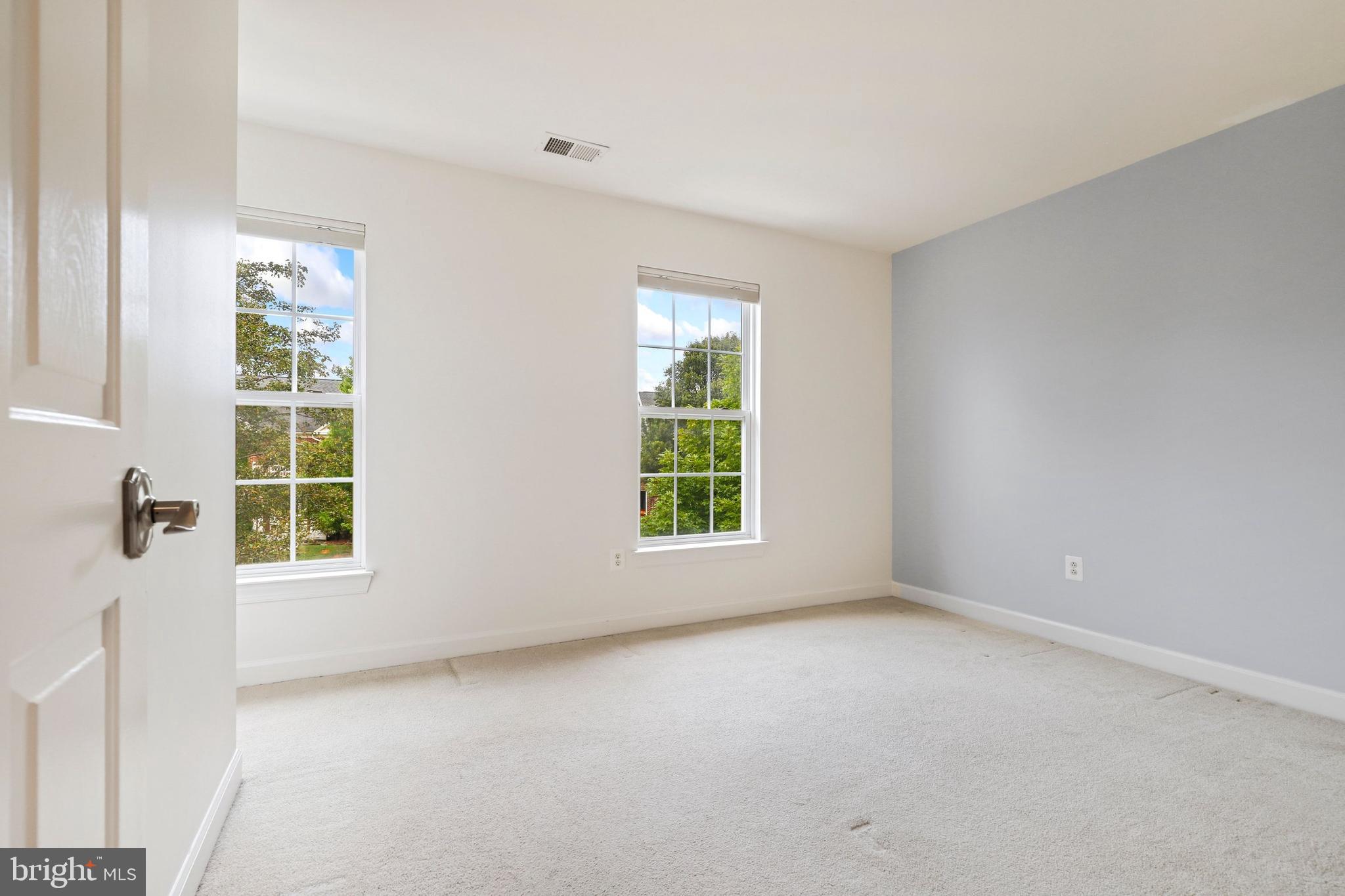 HAMPTONS OF BRIGHTWOOD - Residential