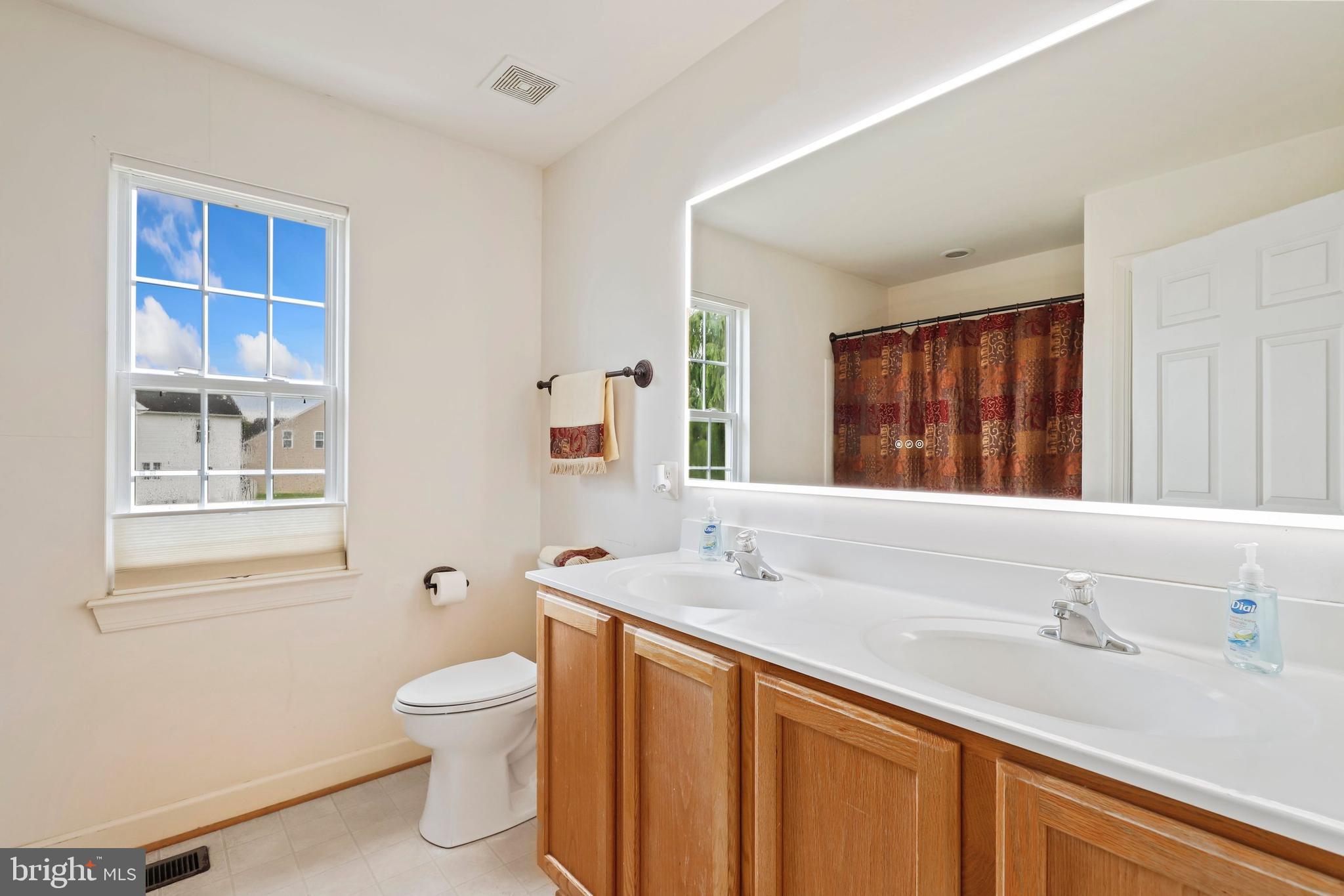 HAMPTONS OF BRIGHTWOOD - Residential