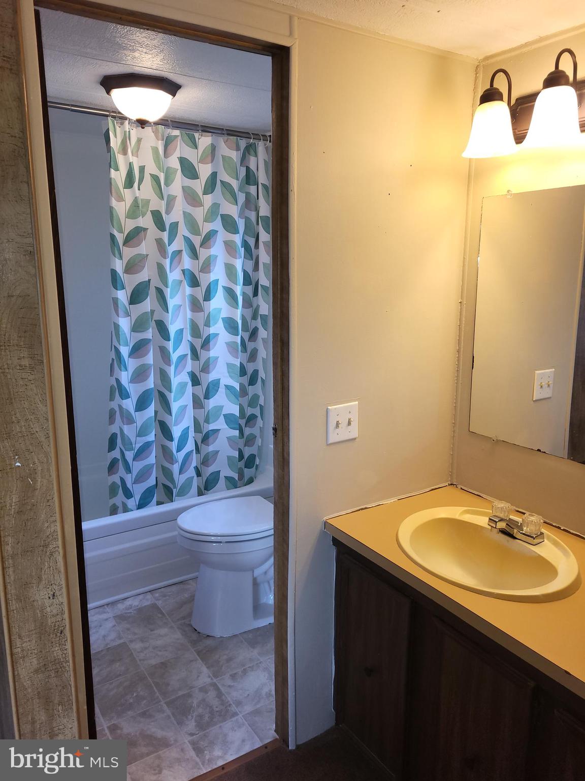 FOX GLEN - Residential