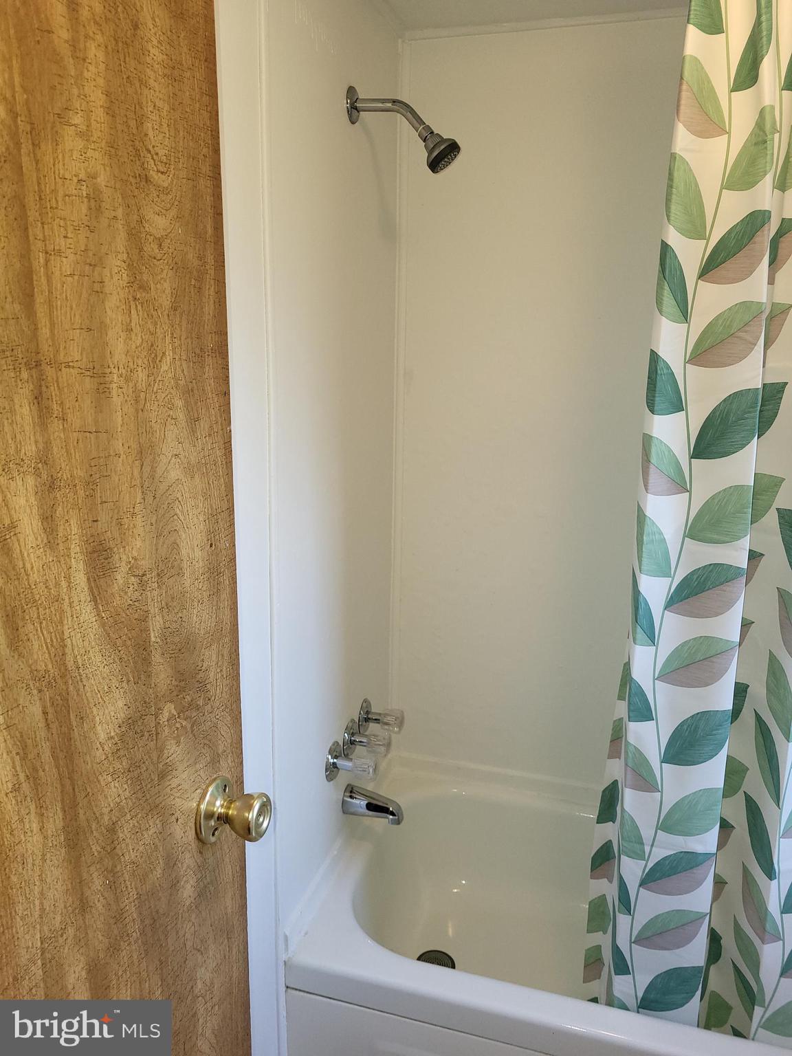 FOX GLEN - Residential