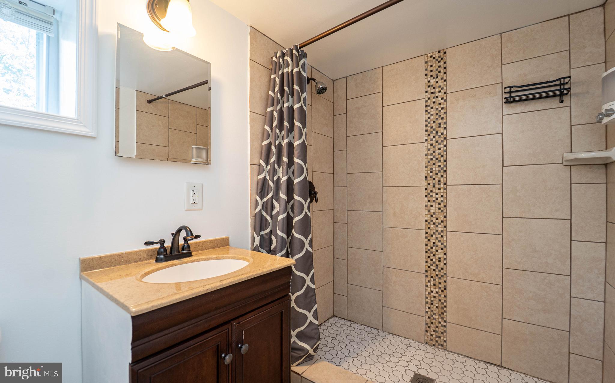 PLEASANT HILLS - Residential