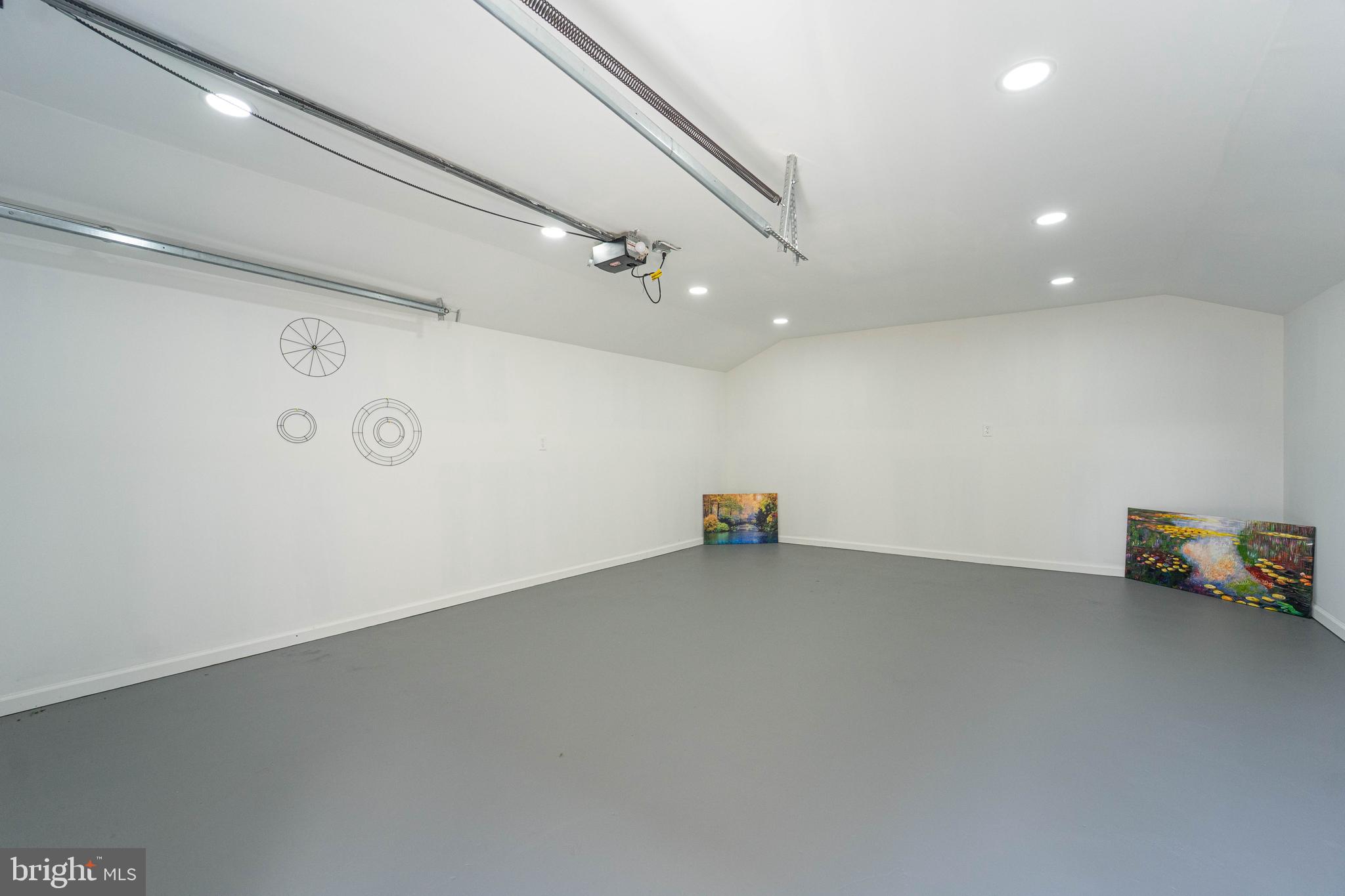 PLEASANT HILLS - Residential