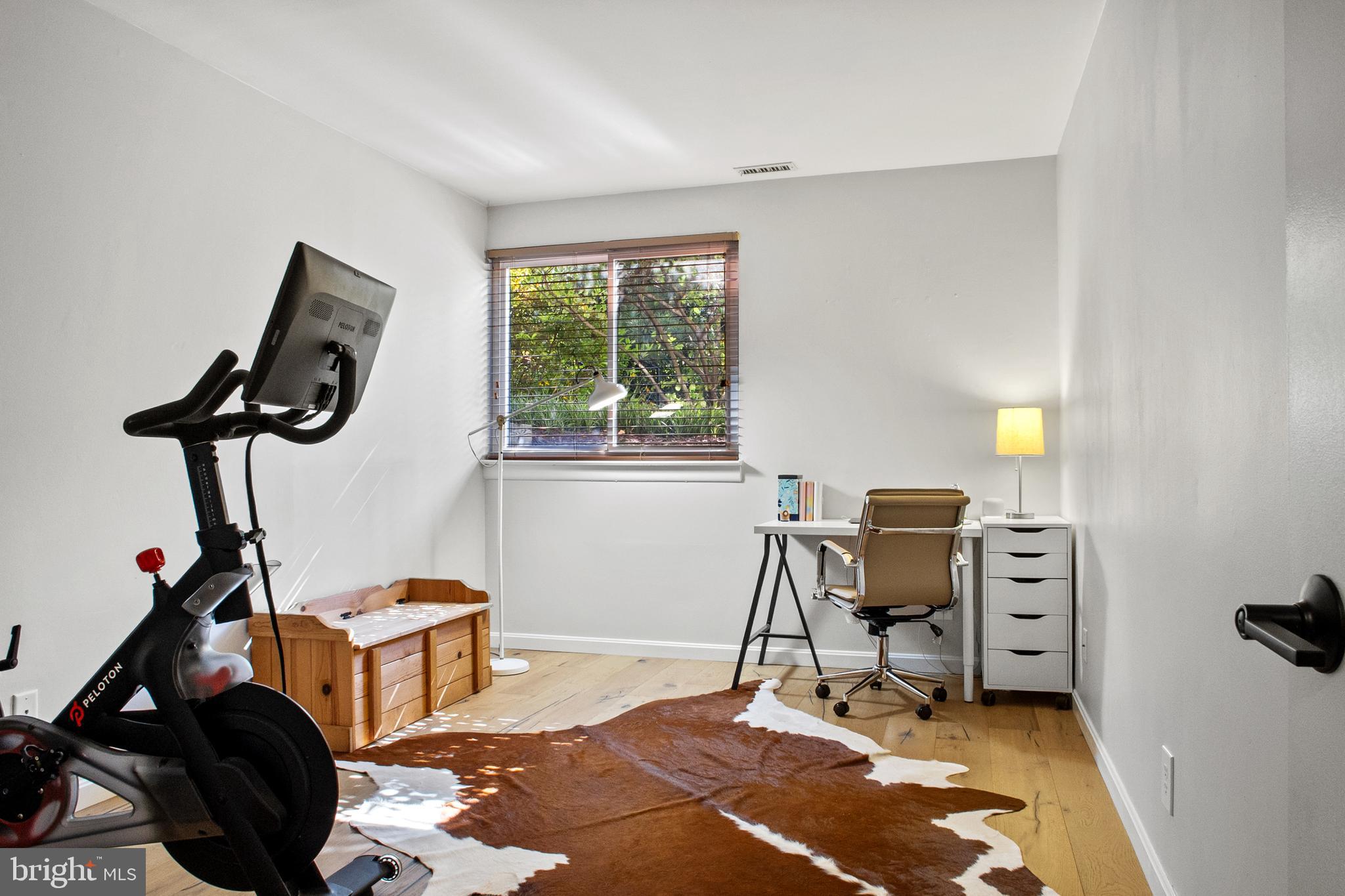 SEVERN HOUSE - Residential