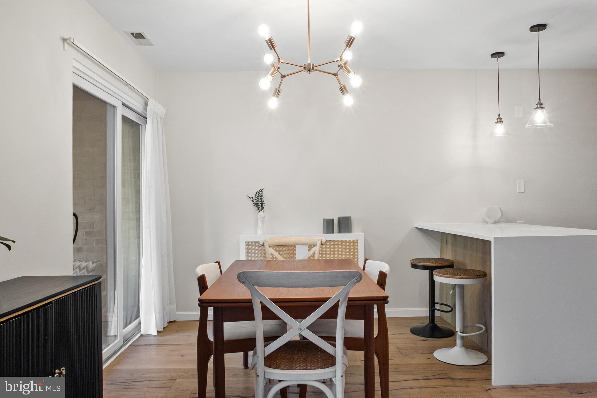 SEVERN HOUSE - Residential