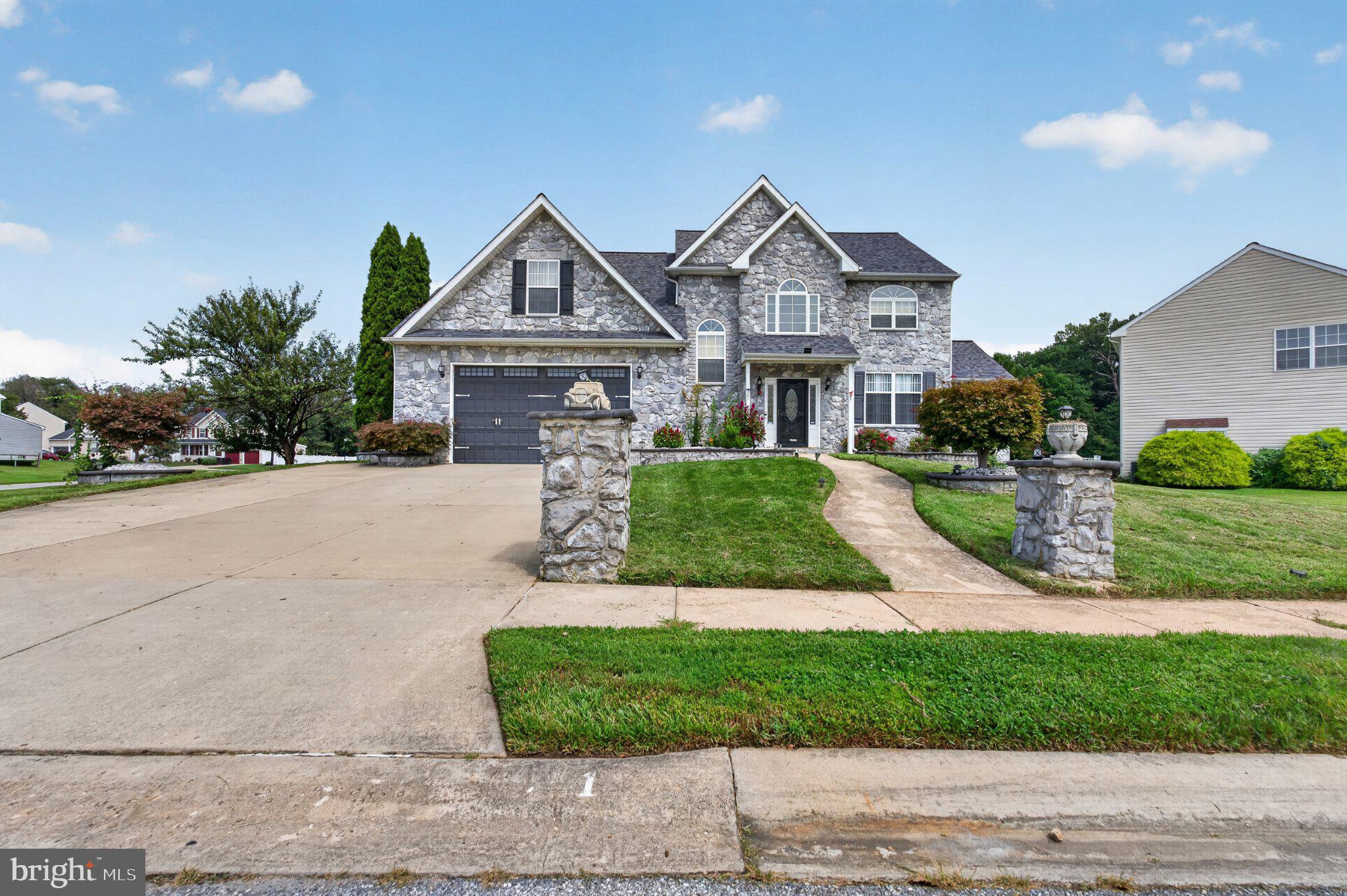 1 FOXFIELD COURT
