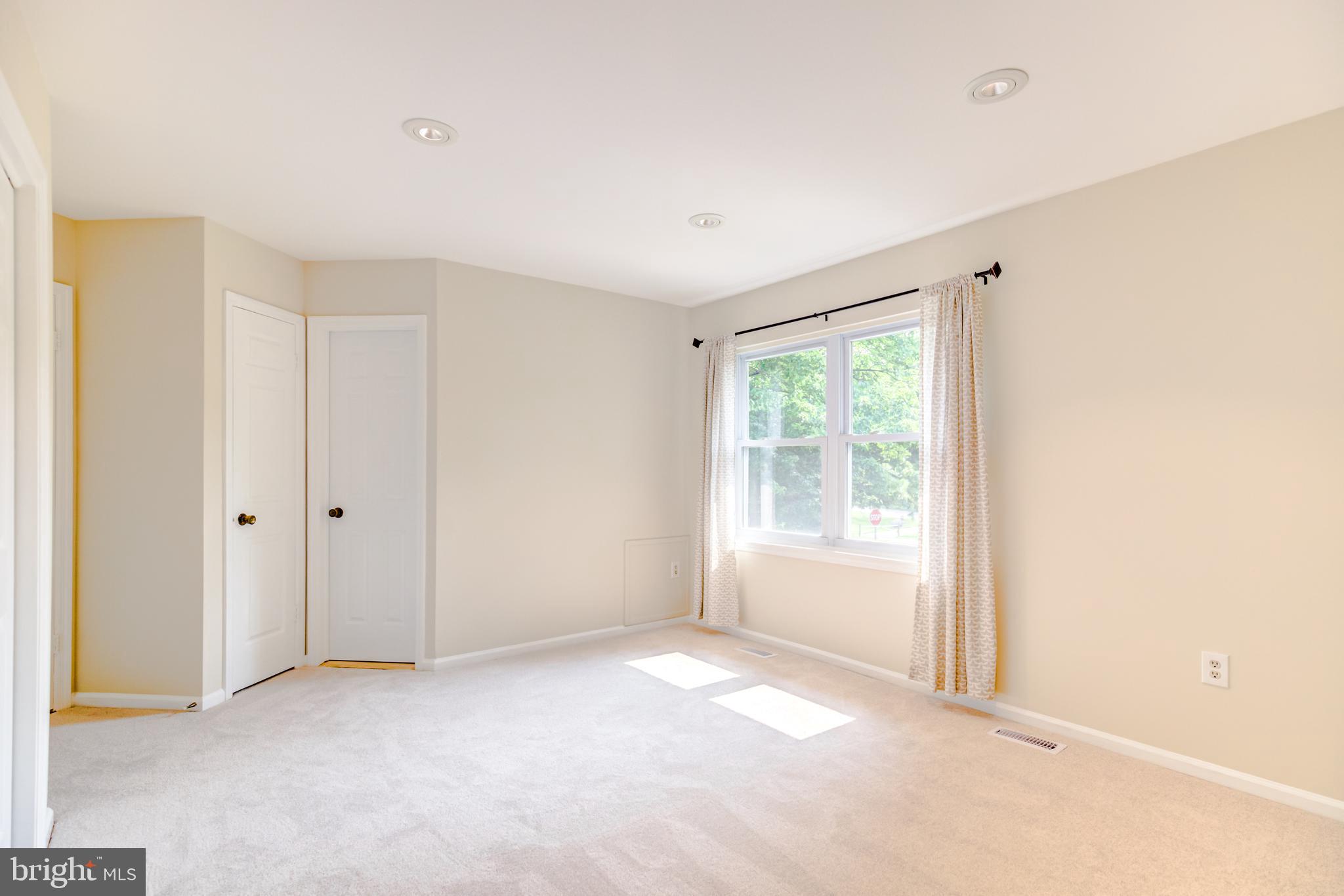 NORTH PINE RIDGE - Residential