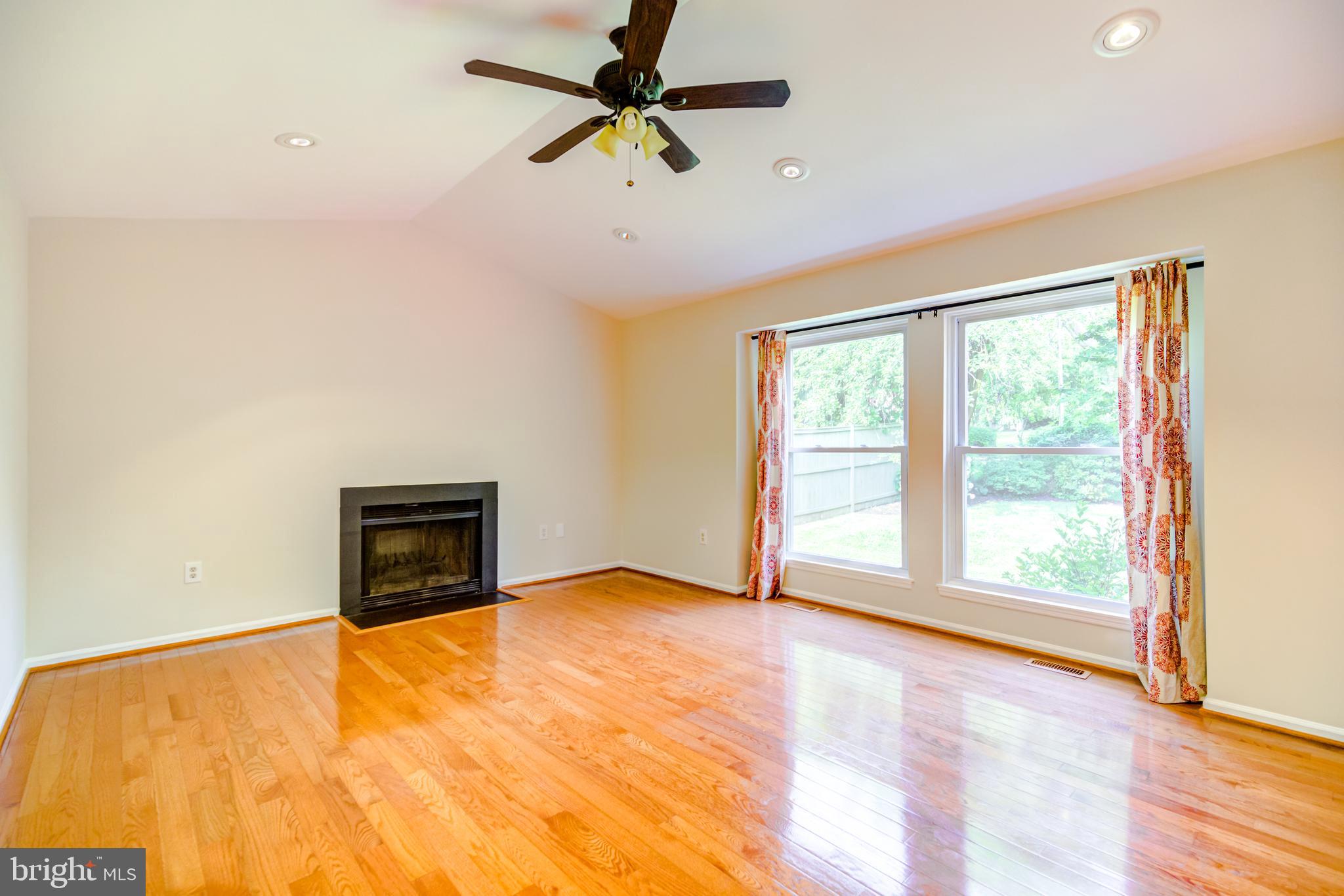 NORTH PINE RIDGE - Residential