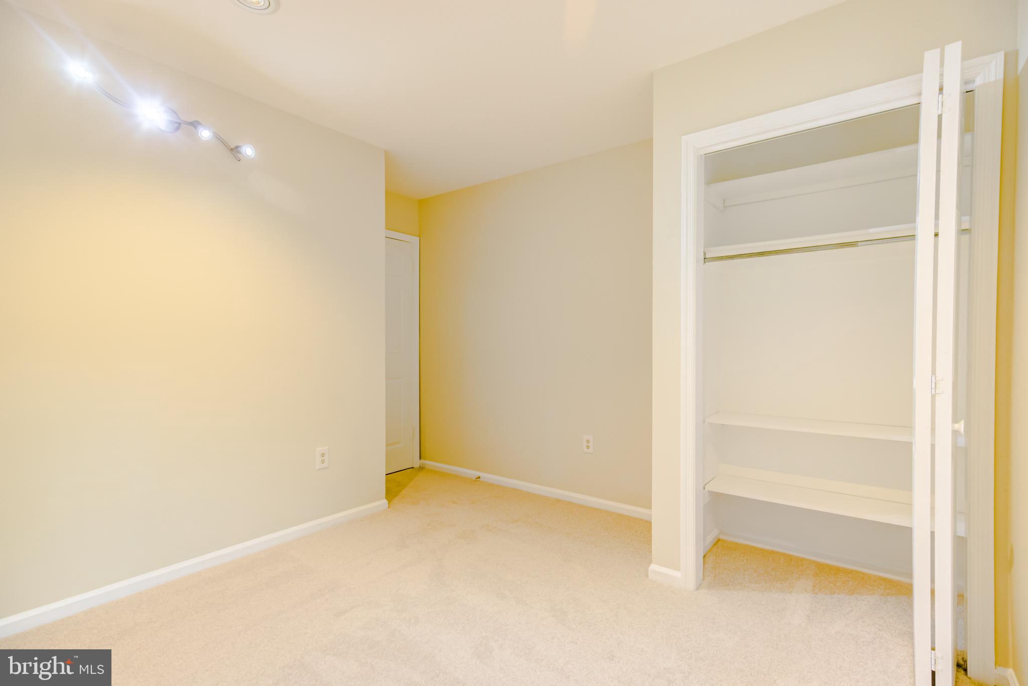 NORTH PINE RIDGE - Residential