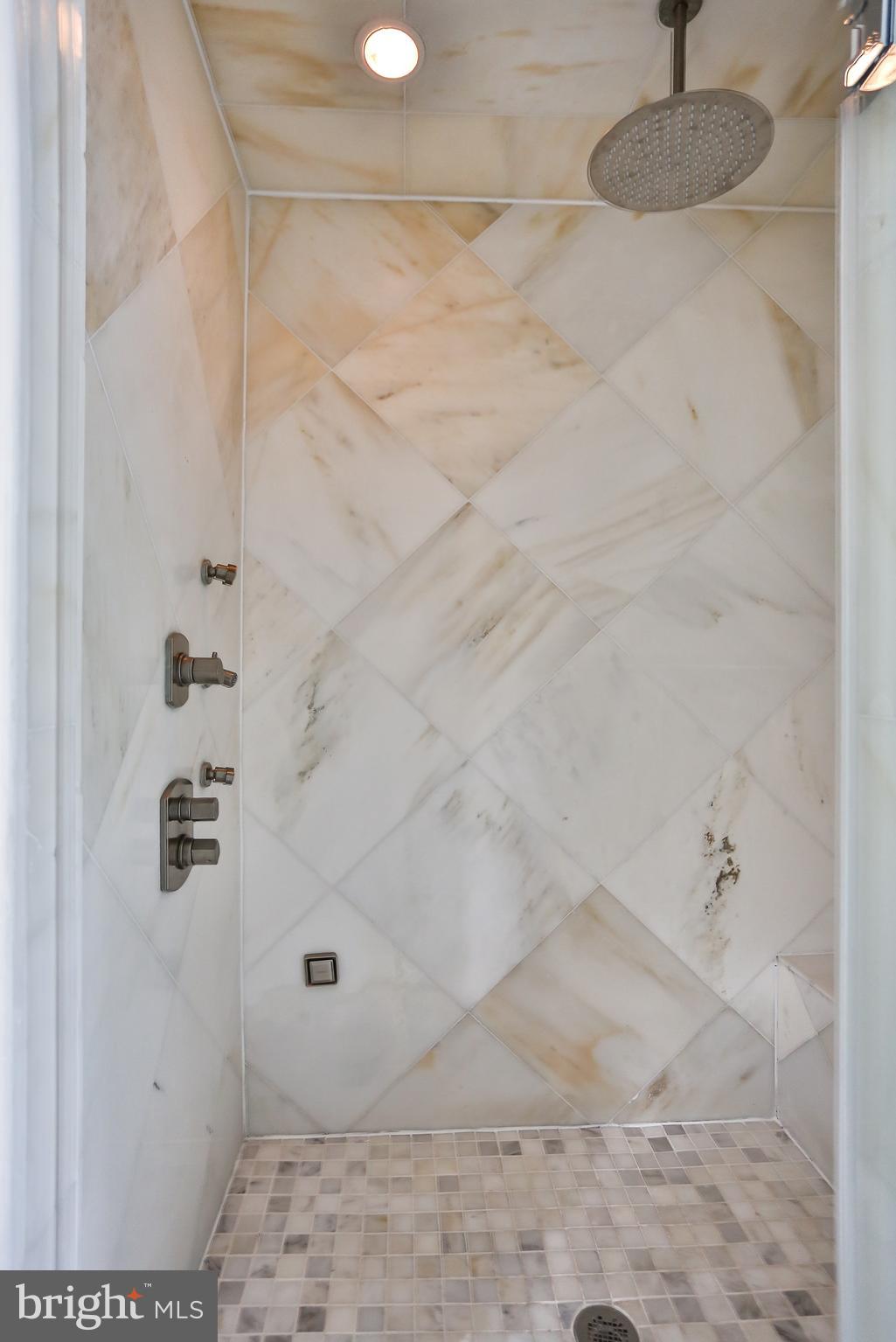 CHESTERBROOK - Residential