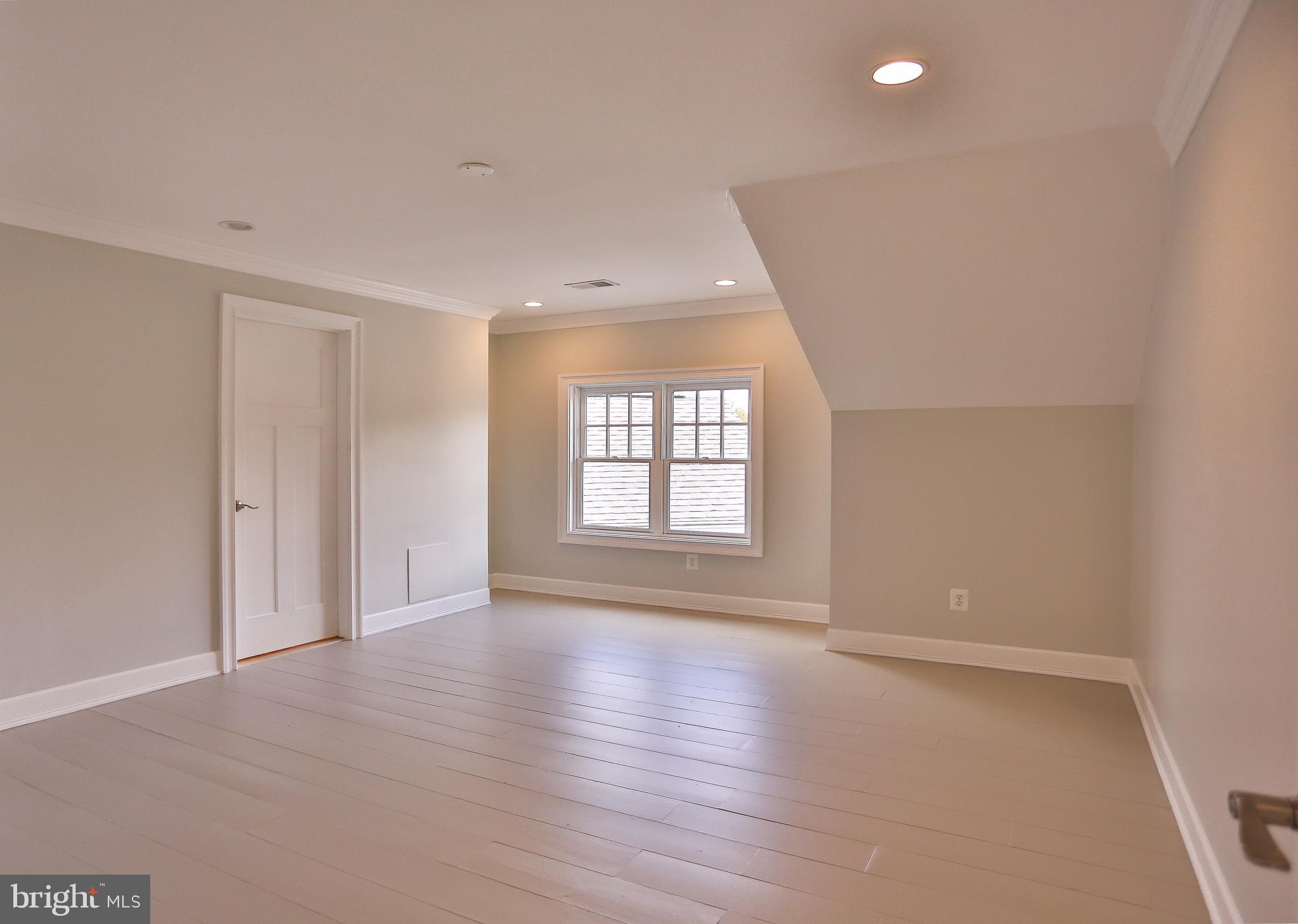 CHESTERBROOK - Residential