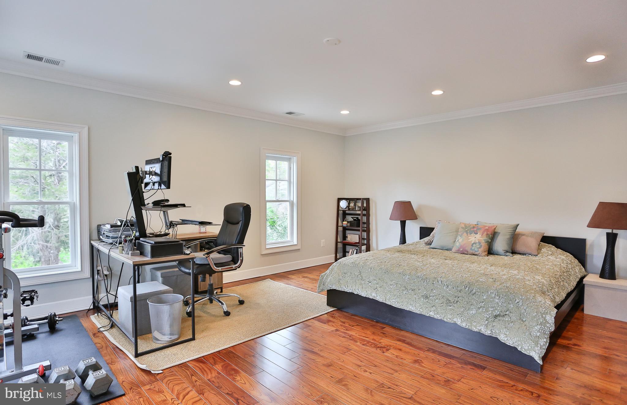 CHESTERBROOK - Residential