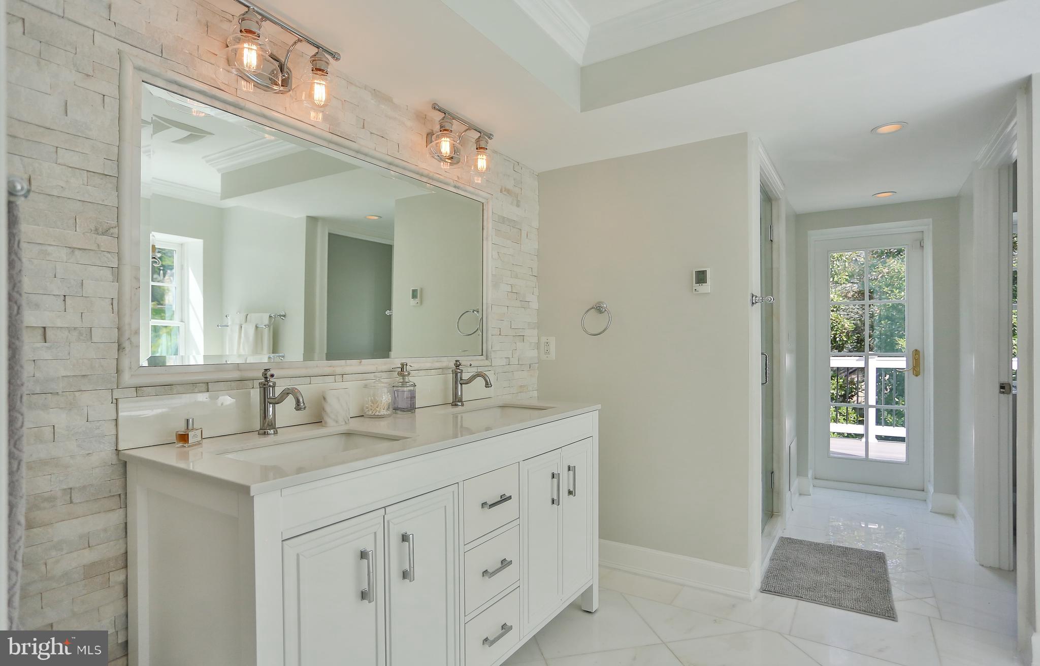 CHESTERBROOK - Residential