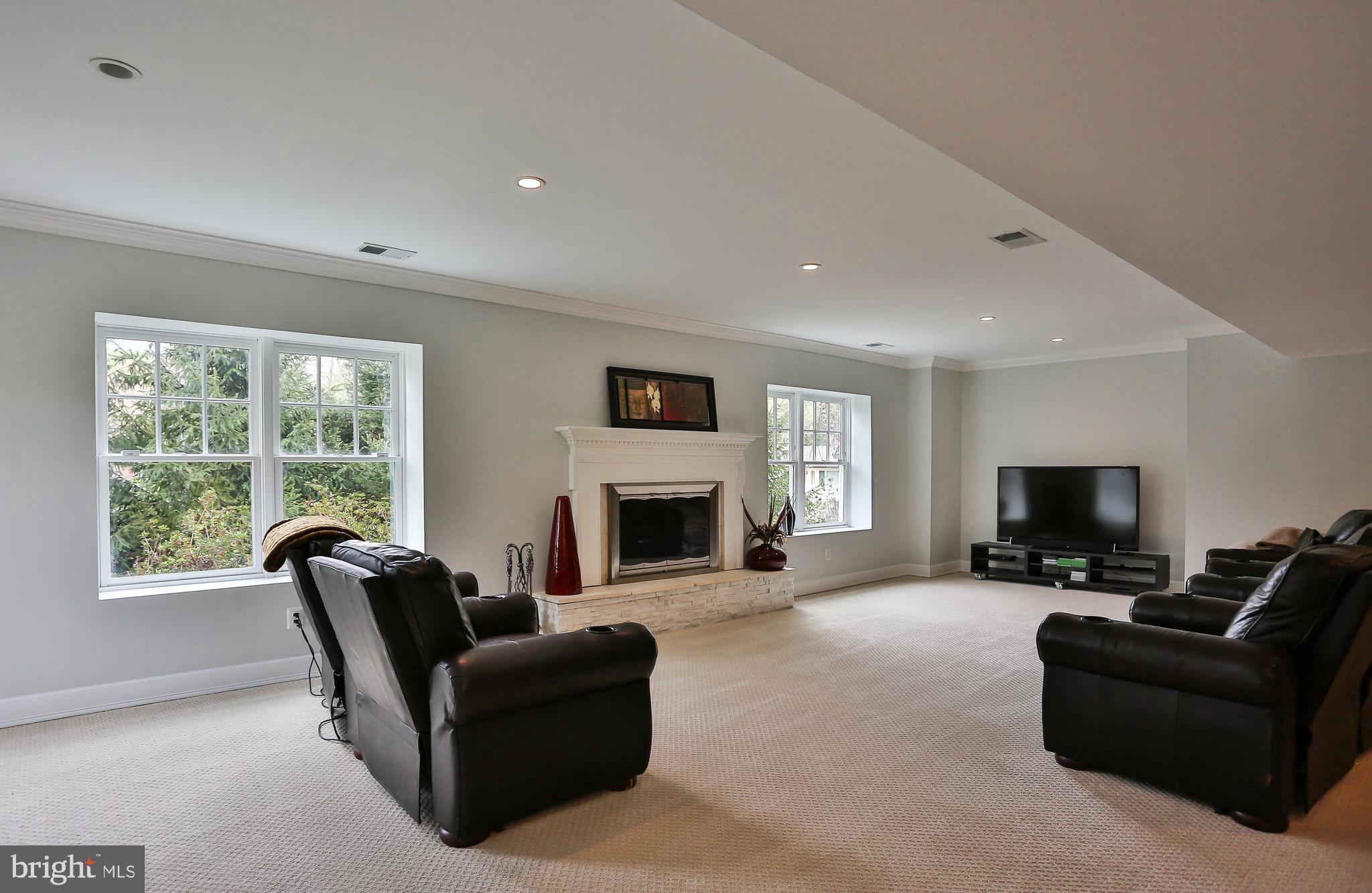 CHESTERBROOK - Residential