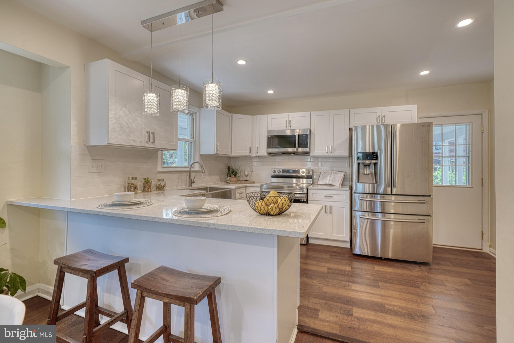 LOCH HILL - Residential