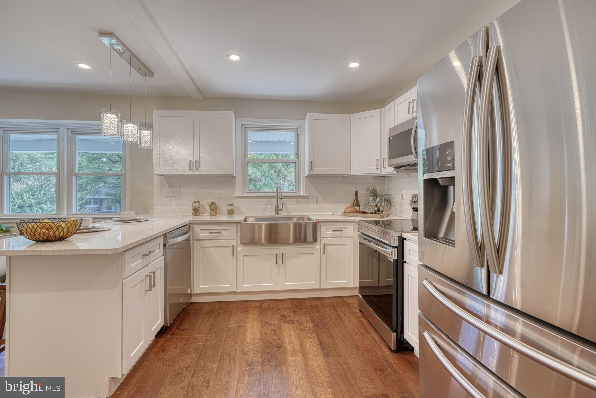 LOCH HILL - Residential