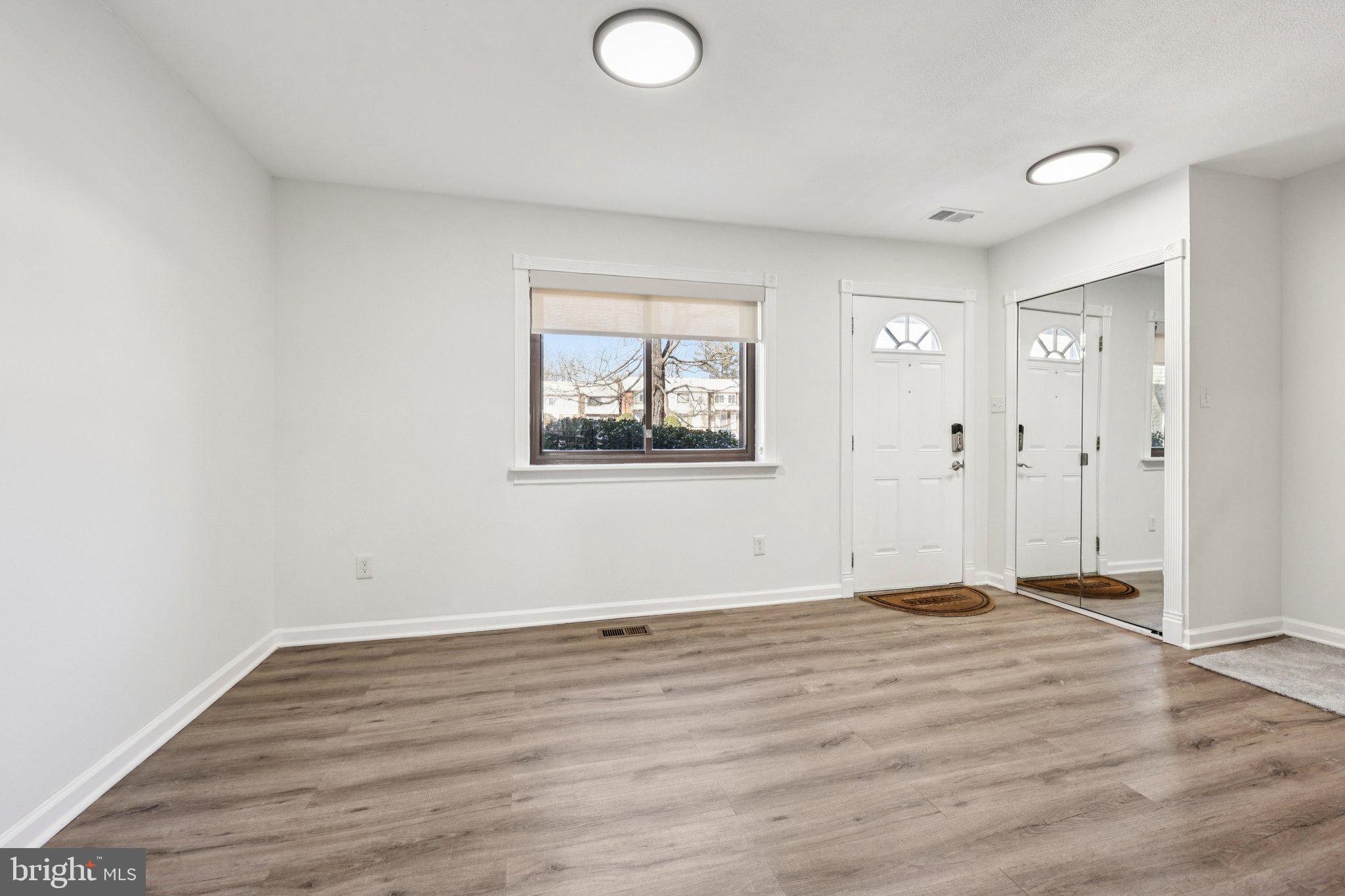 SUGARLAND RUN - Residential