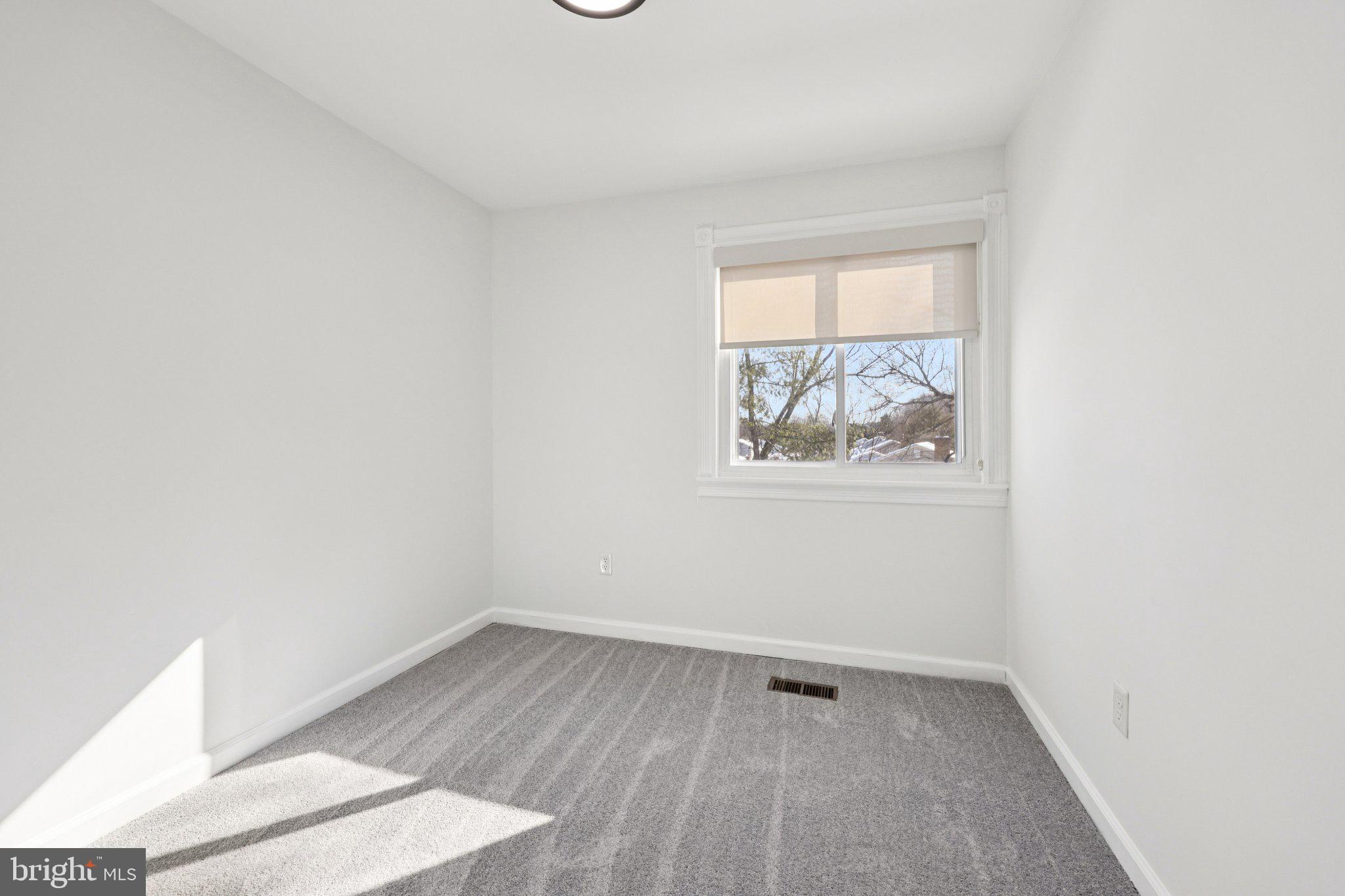 SUGARLAND RUN - Residential