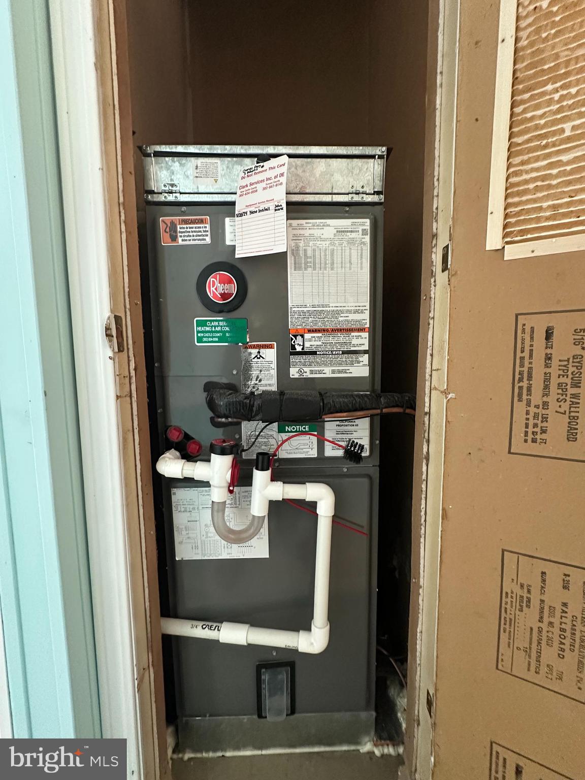 ASPEN MEADOWS - Residential