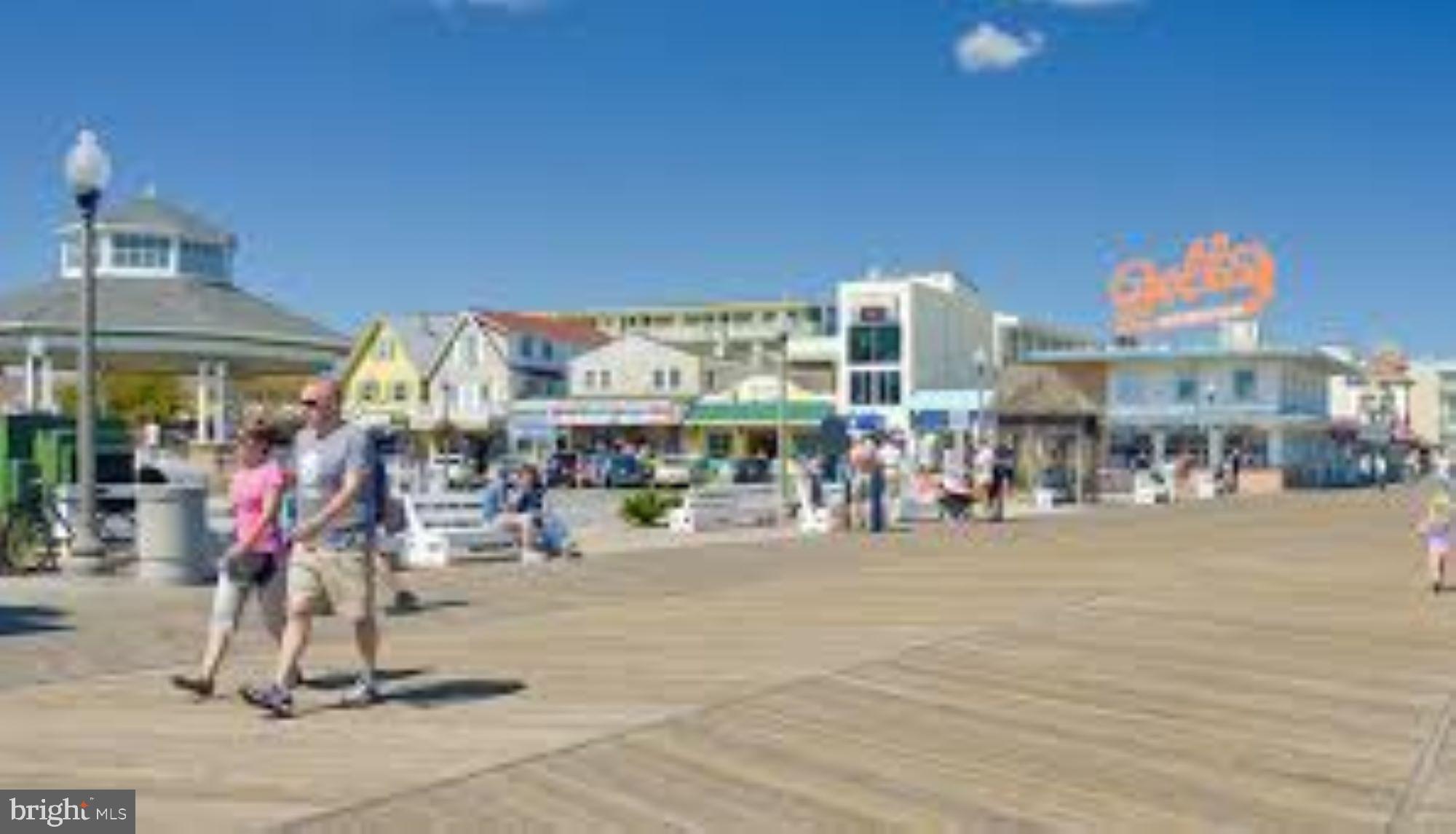 ASPEN MEADOWS - Residential